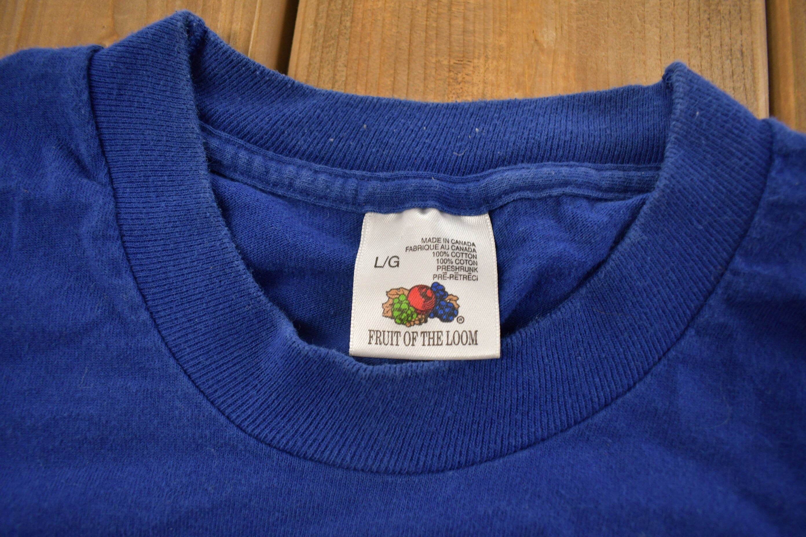 Vintage 1990s Toronto Maple Leafs NHL Graphic T-Shirt  Made In Canada  Vintage Sports  NHL  90s Streetwear  Sportswear  Single Stitch