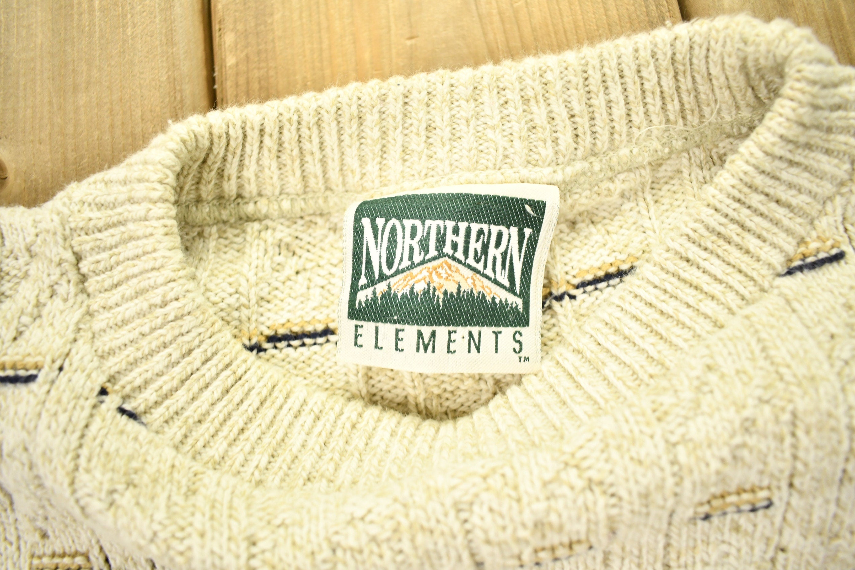 Vintage 1990s Northern Elements Knitted Crewneck Sweater