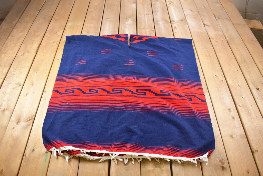 Vintage 1970s Aztec Print New Mexico Poncho