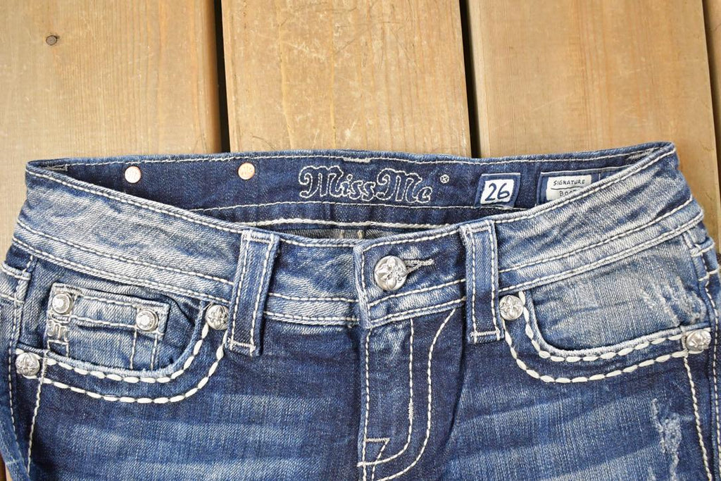 Vintage Deadstock Y2K Miss Me Bedazzled Low Rise Jeans Women's Size 26x31