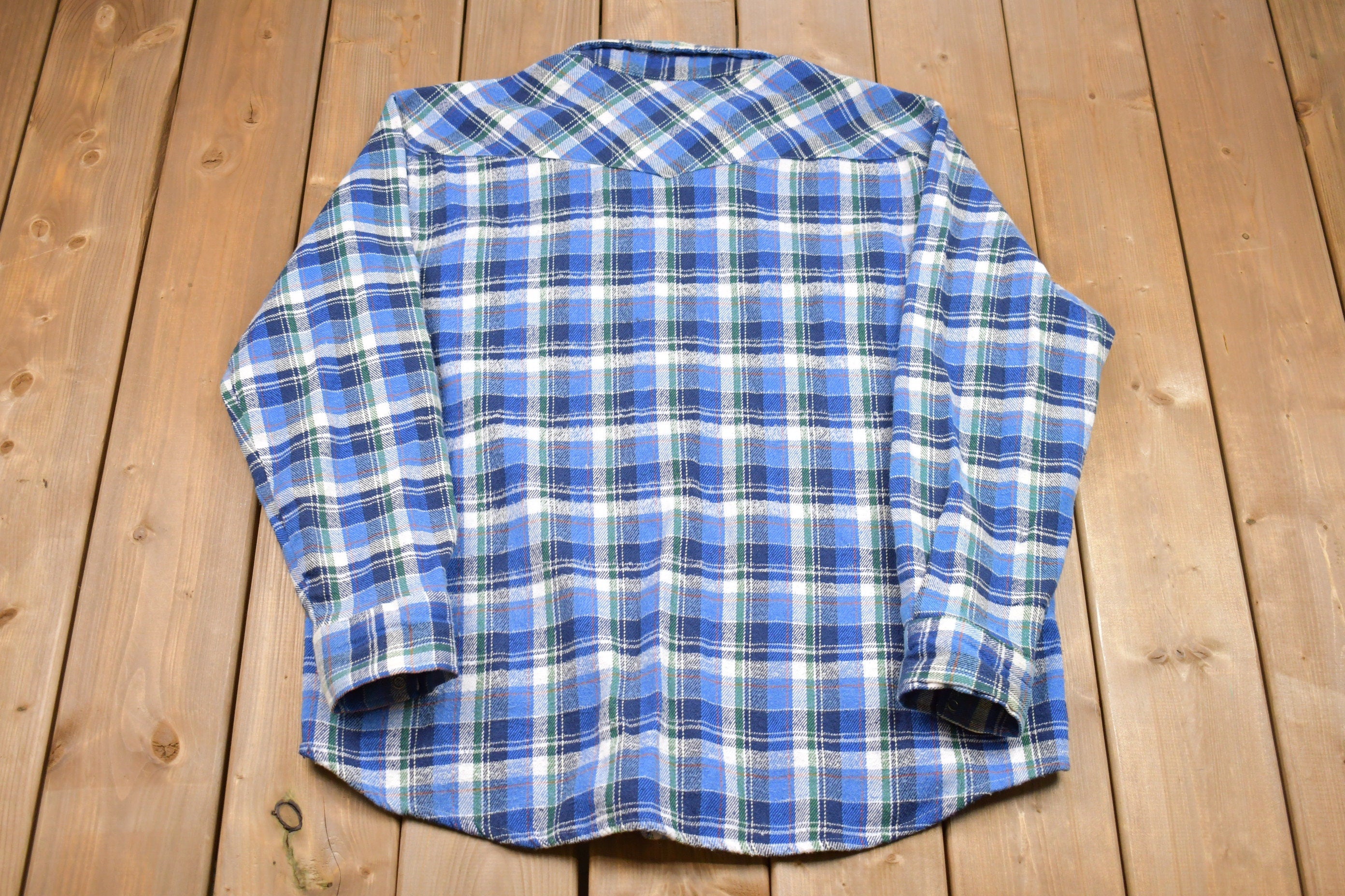 Vintage 1990s Casual Country Plaid Button Up Shirt
