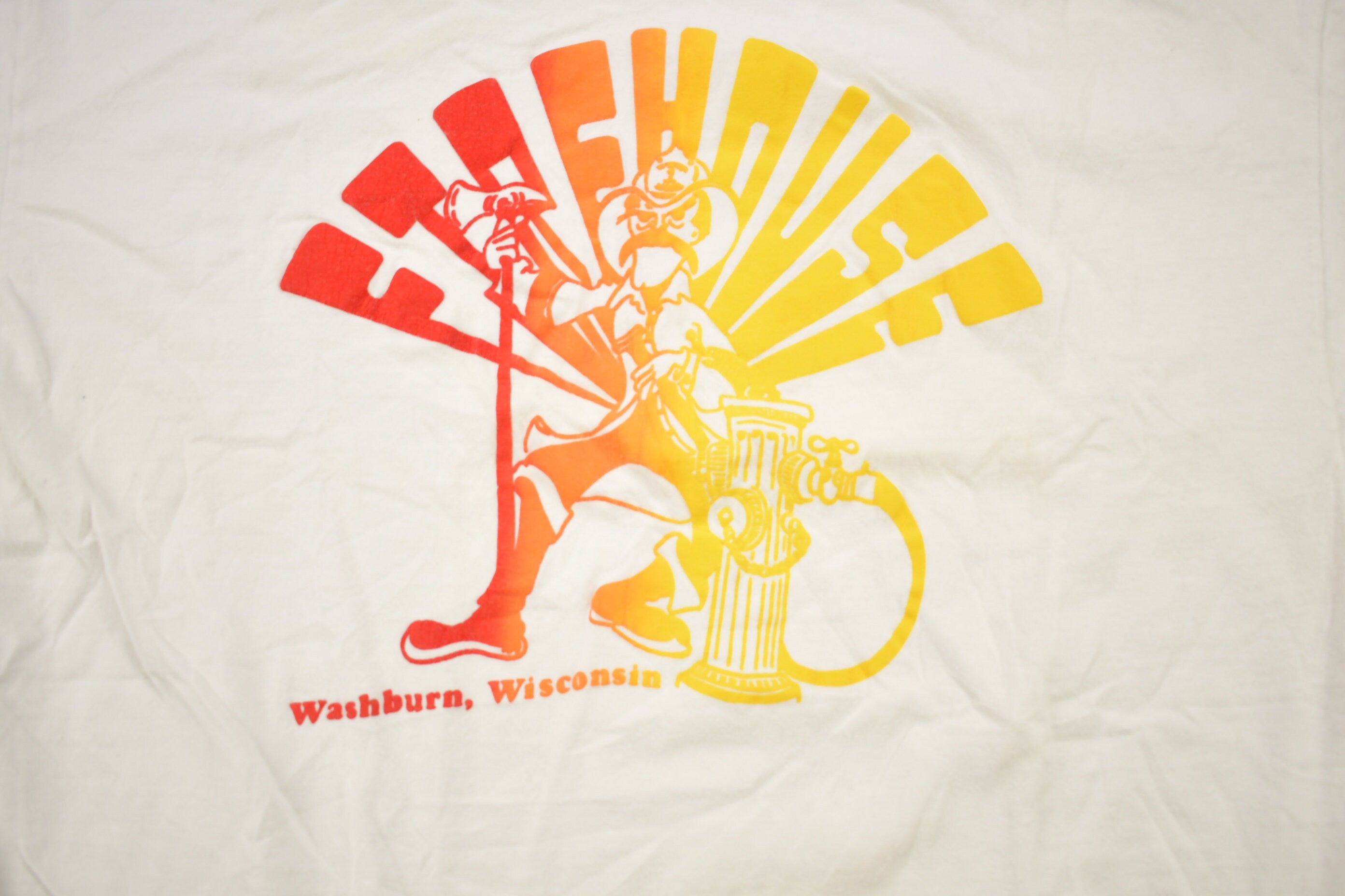 Vintage 1990s Wisconsin Firemen Graphic T Shirt