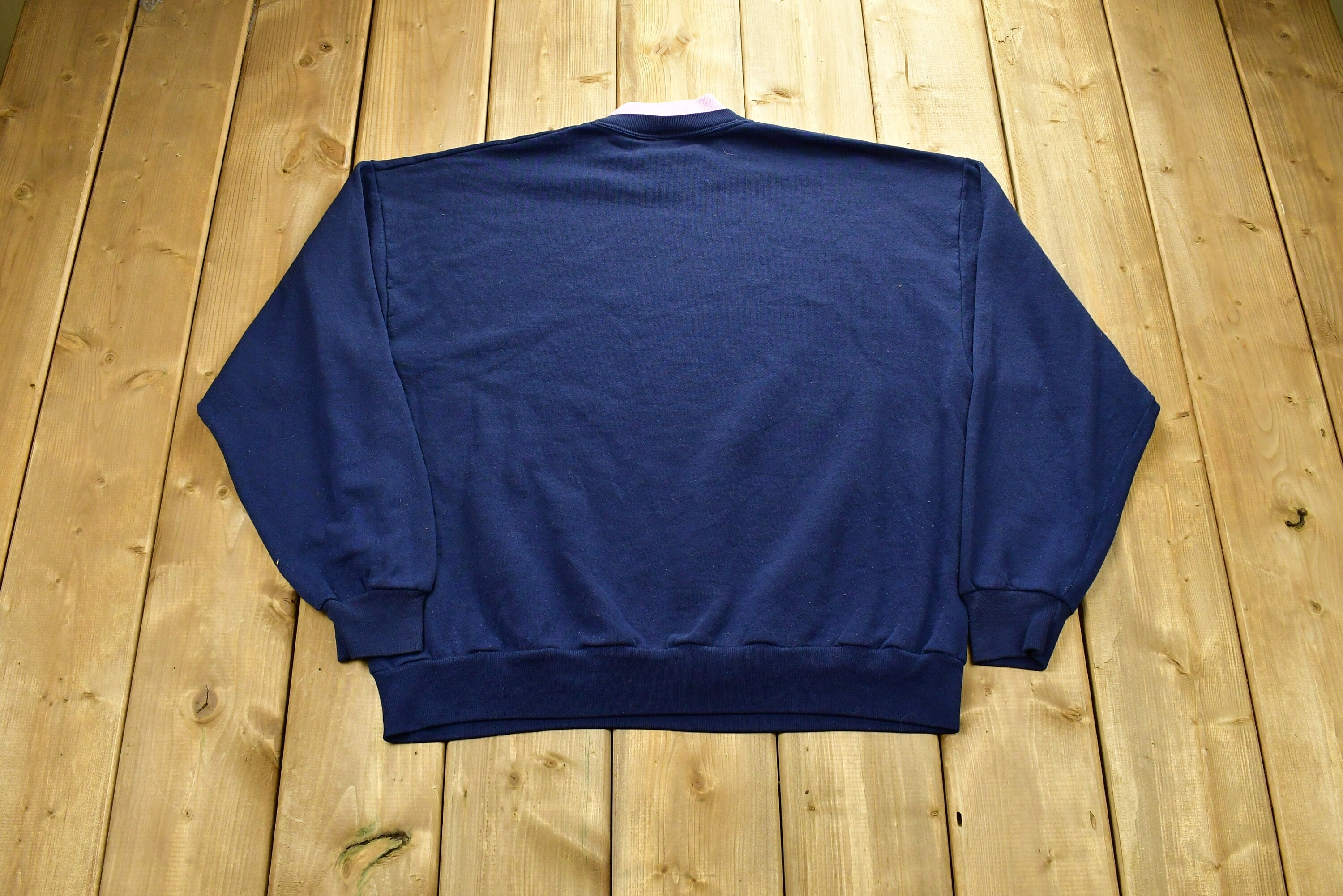 Vintage 90's Cute Heart Embroidered Crewneck