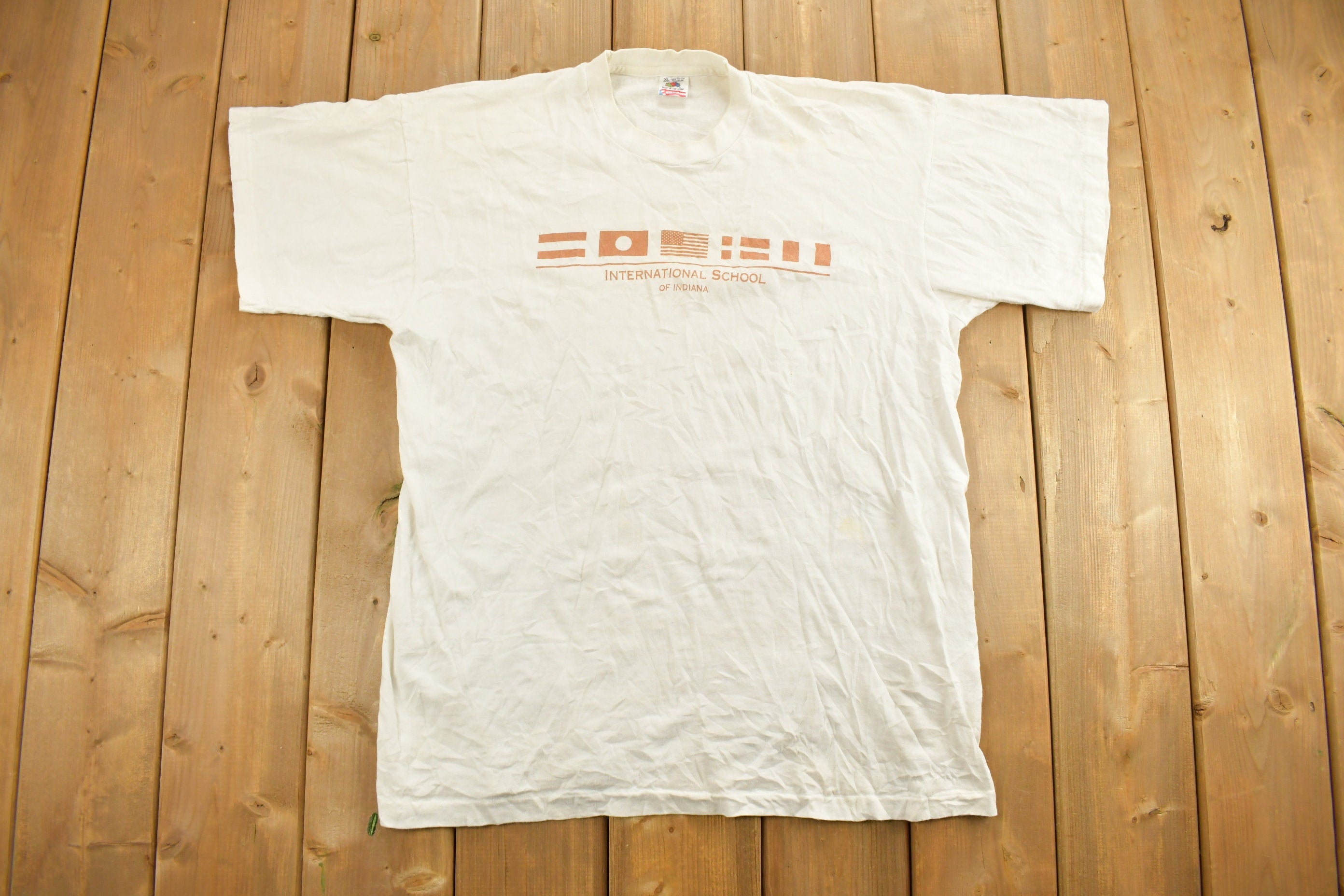 Vintage 1990s International School Of Indiana Graphic T-Shirt