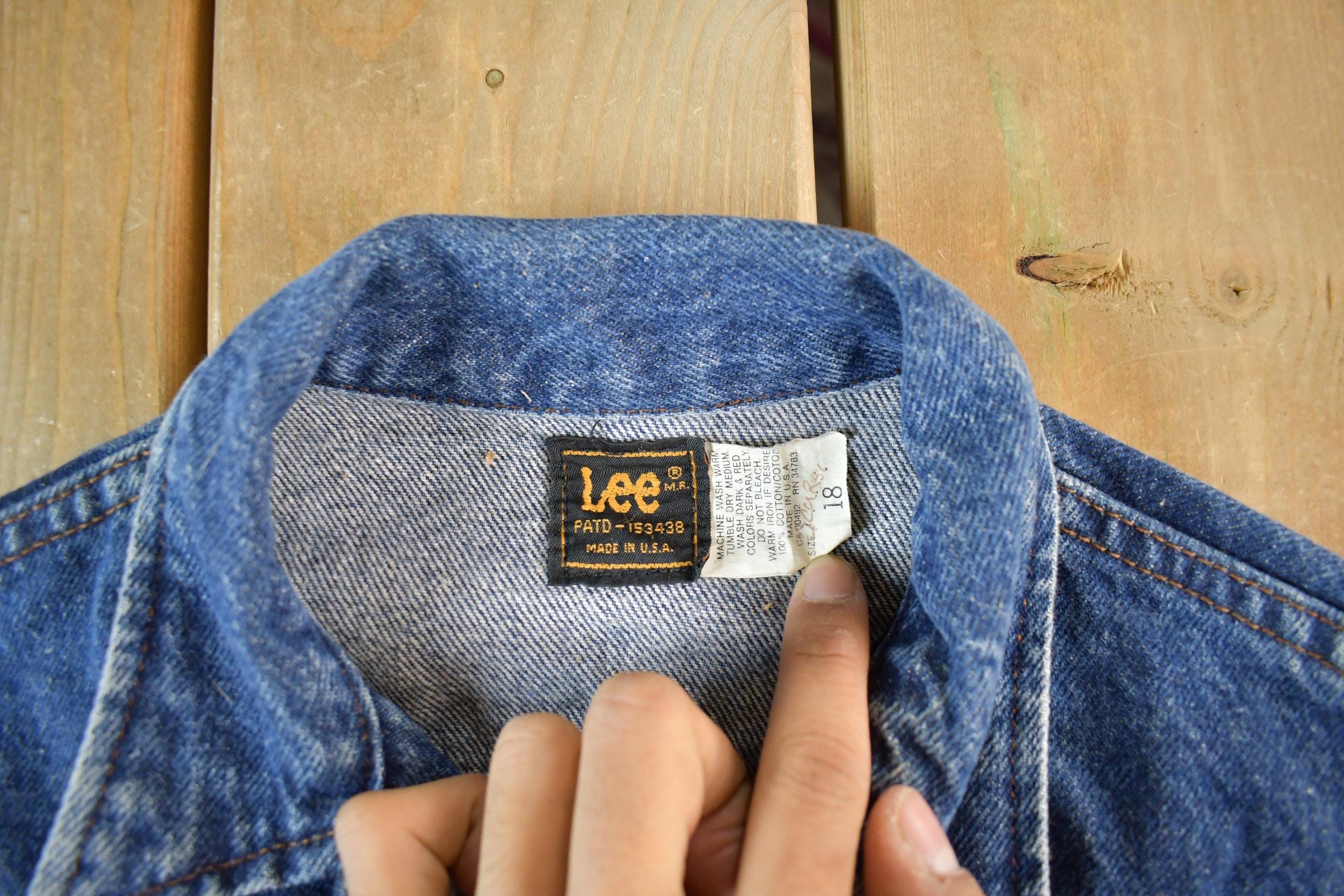Vintage 1980s Lee Denim Jean Trucker Jacket Men's Small