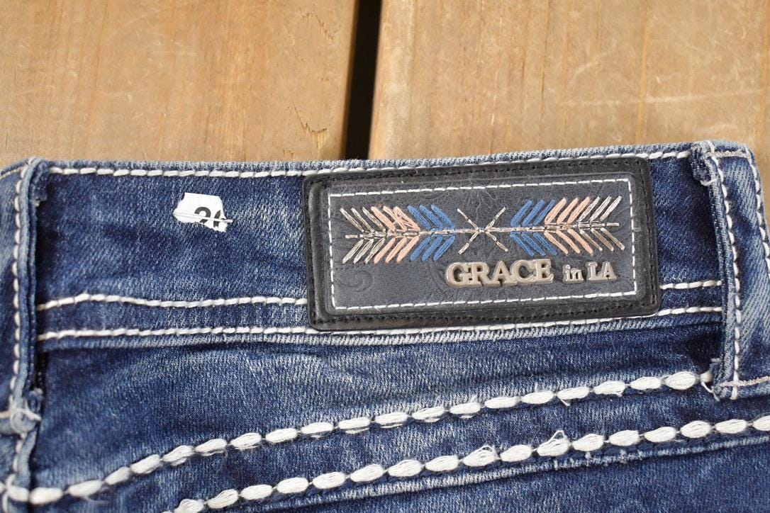 Vintage Deadstock Y2K Grace In LA Bedazzled Low Rise Jeans Women's Size 26x31 / Boot Cut Jeans / 2000's Embroidered Contrast Stitched Denim
