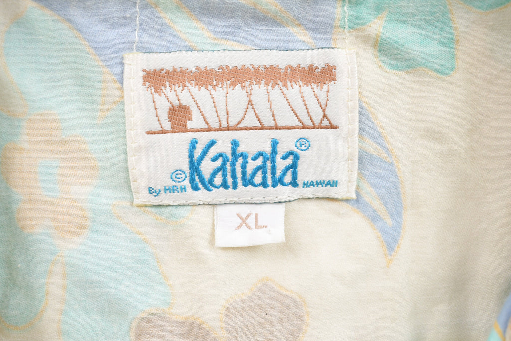 Vintage 1990s Kahala Floral Button Up Shirt