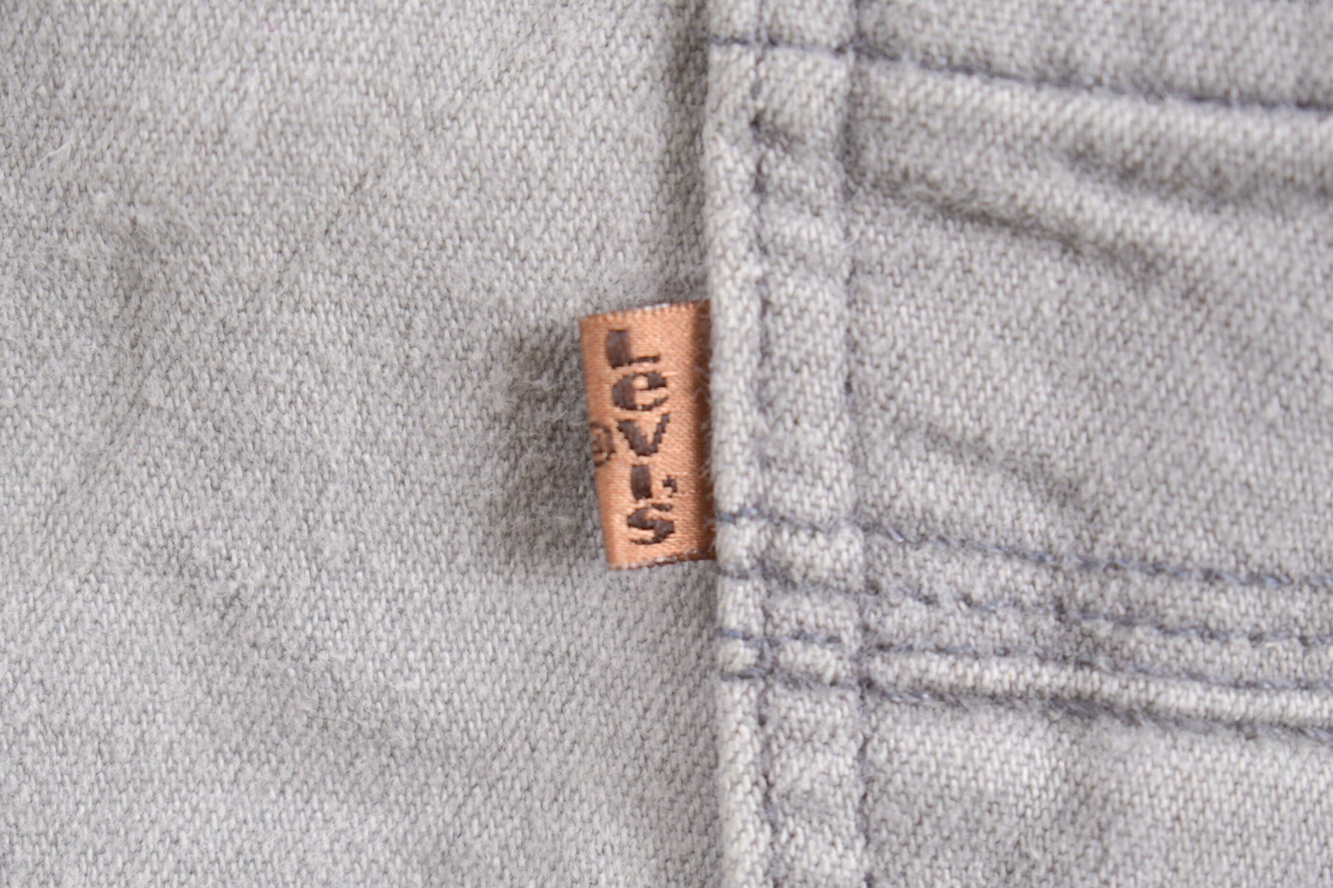 Vintage 1980s Levi's Brown Tab Jeans Size 35 x 24.5