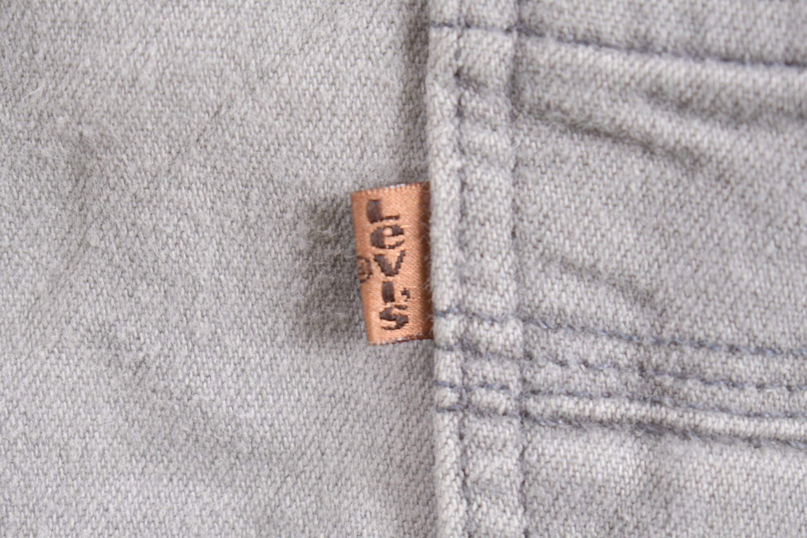 Vintage 1980s Levi's Brown Tab Jeans Size 35 x 24.5