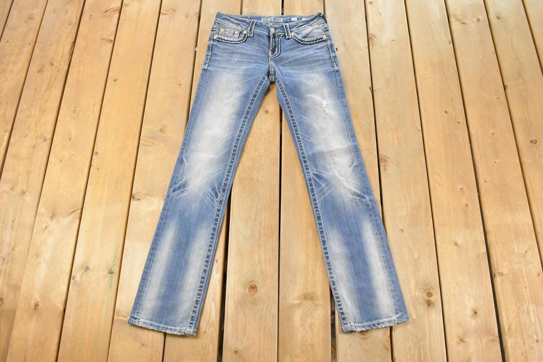 Vintage Deadstock Y2K Miss Me Bedazzled Low Rise Jeans Women's Size 26x31
