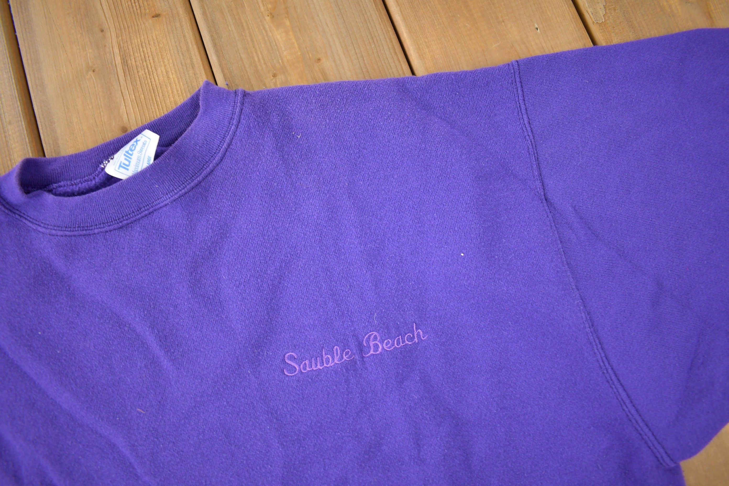 Vintage 1990s Sauble Beach Embroidered Souvenir Crewneck Sweatshirt Made In USA
