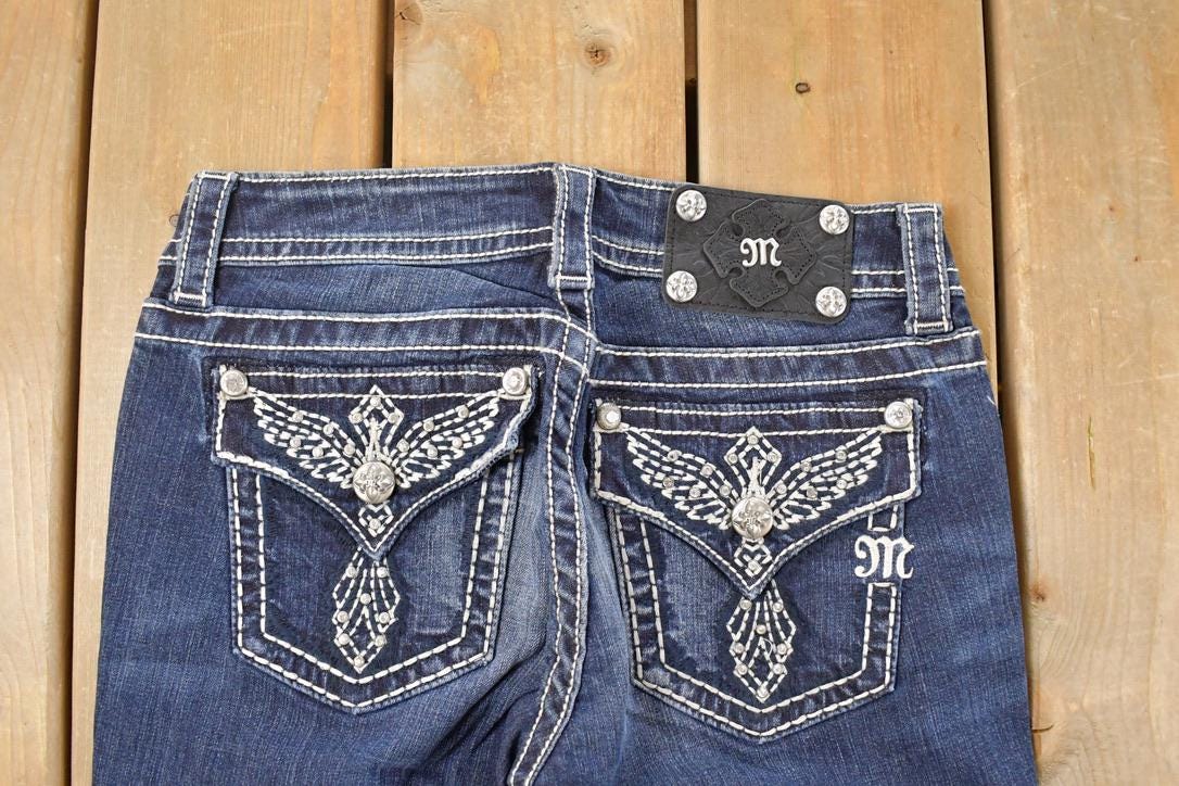 Vintage Deadstock Y2K Miss Me Bedazzled Low Rise Jeans Women's Size 26x31