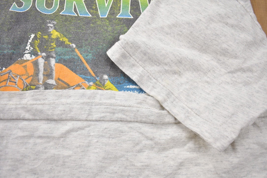 Vintage 1990s I Survived the Snake Mad River Boat Trips Souvenir T Shirt