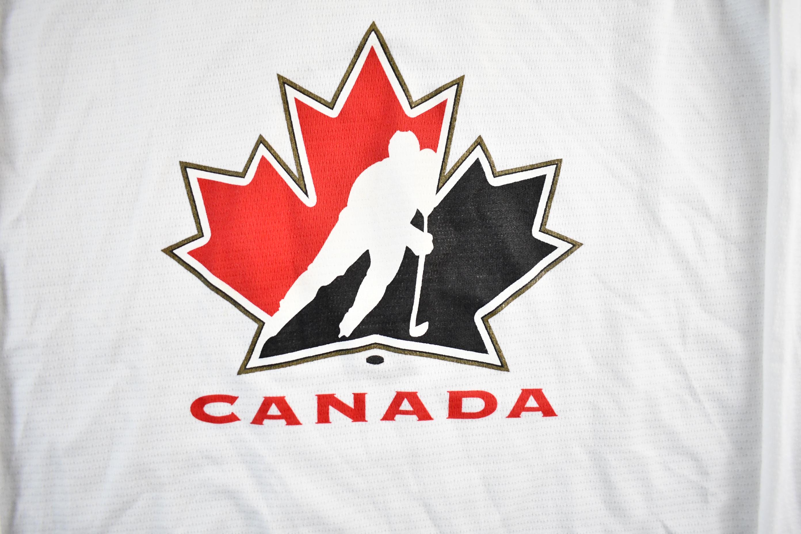 Vintage 2000s Team Canada Bauer Hockey Jersey Men's Large