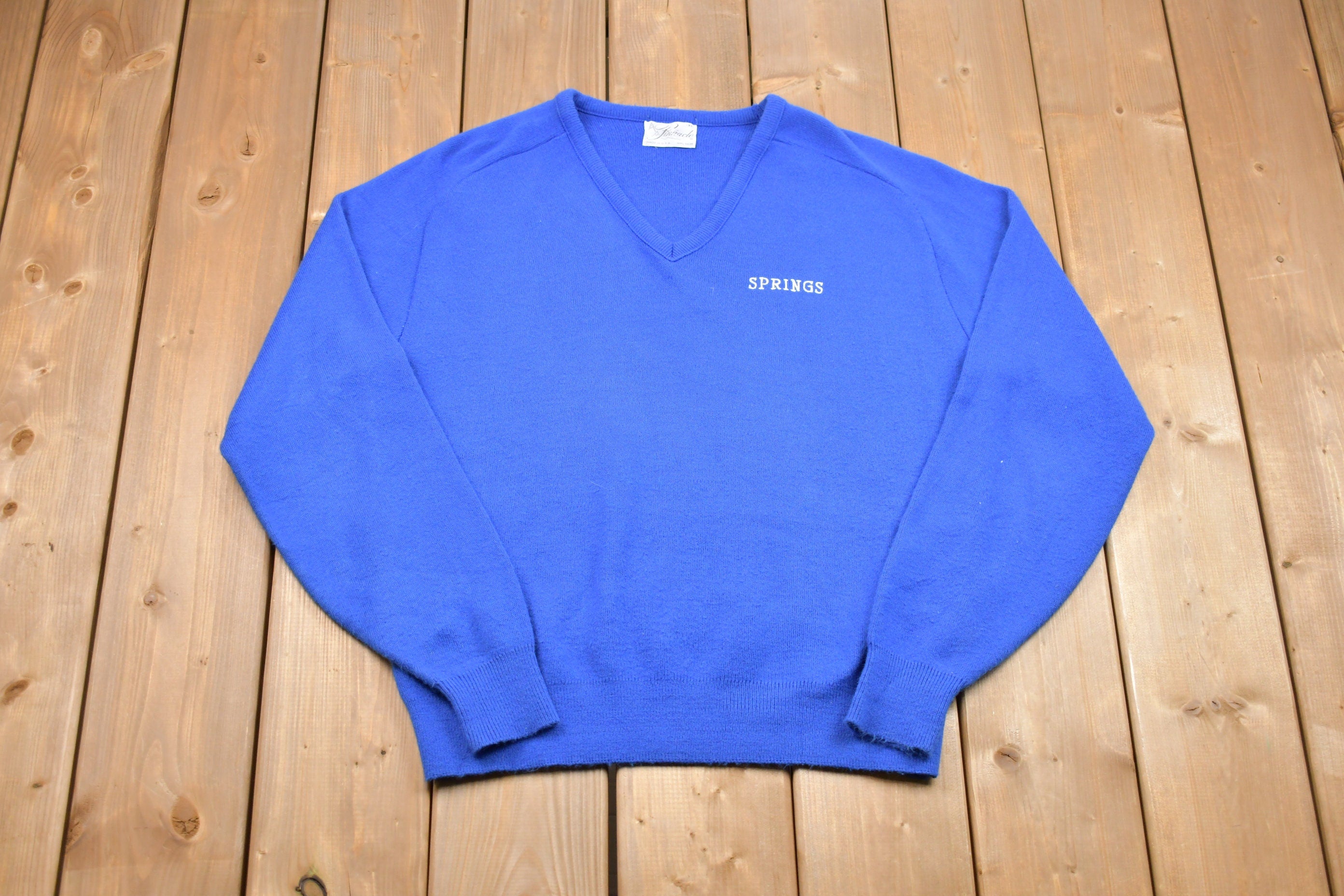 Vintage Springs Knitted V-Neck Sweater
