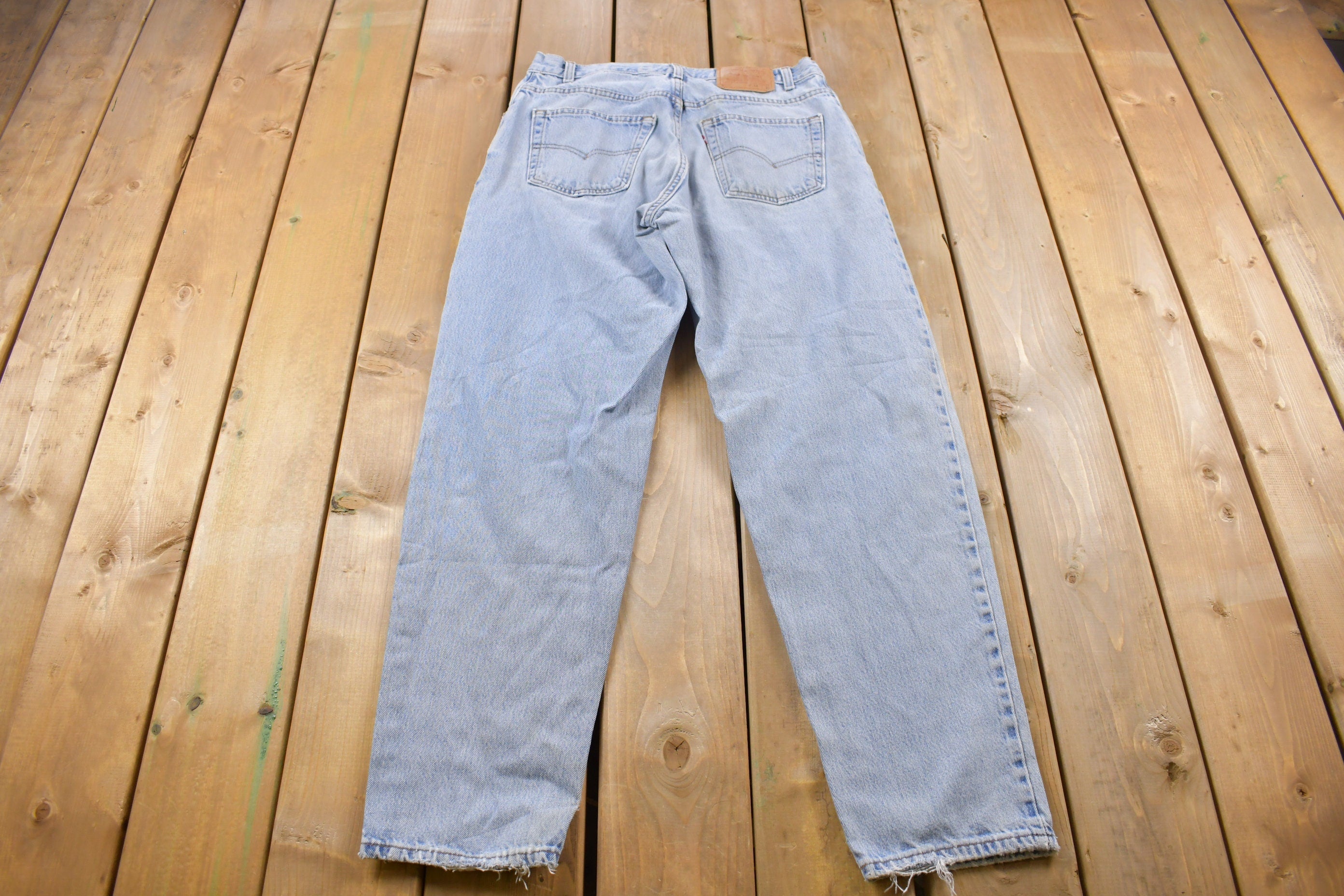 Vintage 1990s Levi's 560 Red Tab Jeans Size 32 x 32