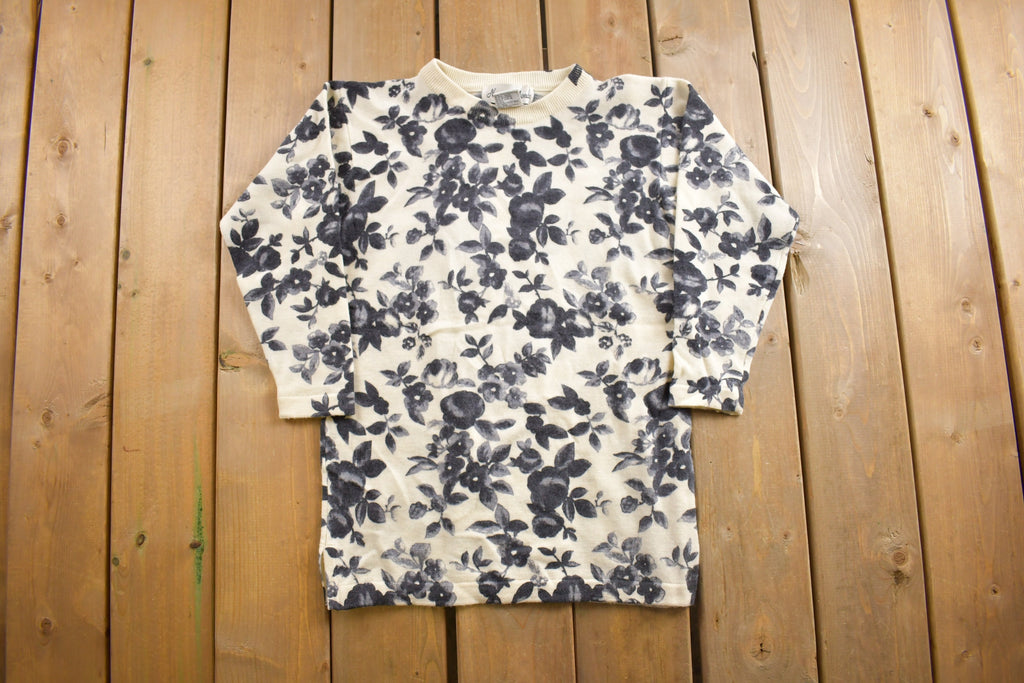 Vintage 1990s Nouveau Monde Floral Knitted Crewneck Sweater