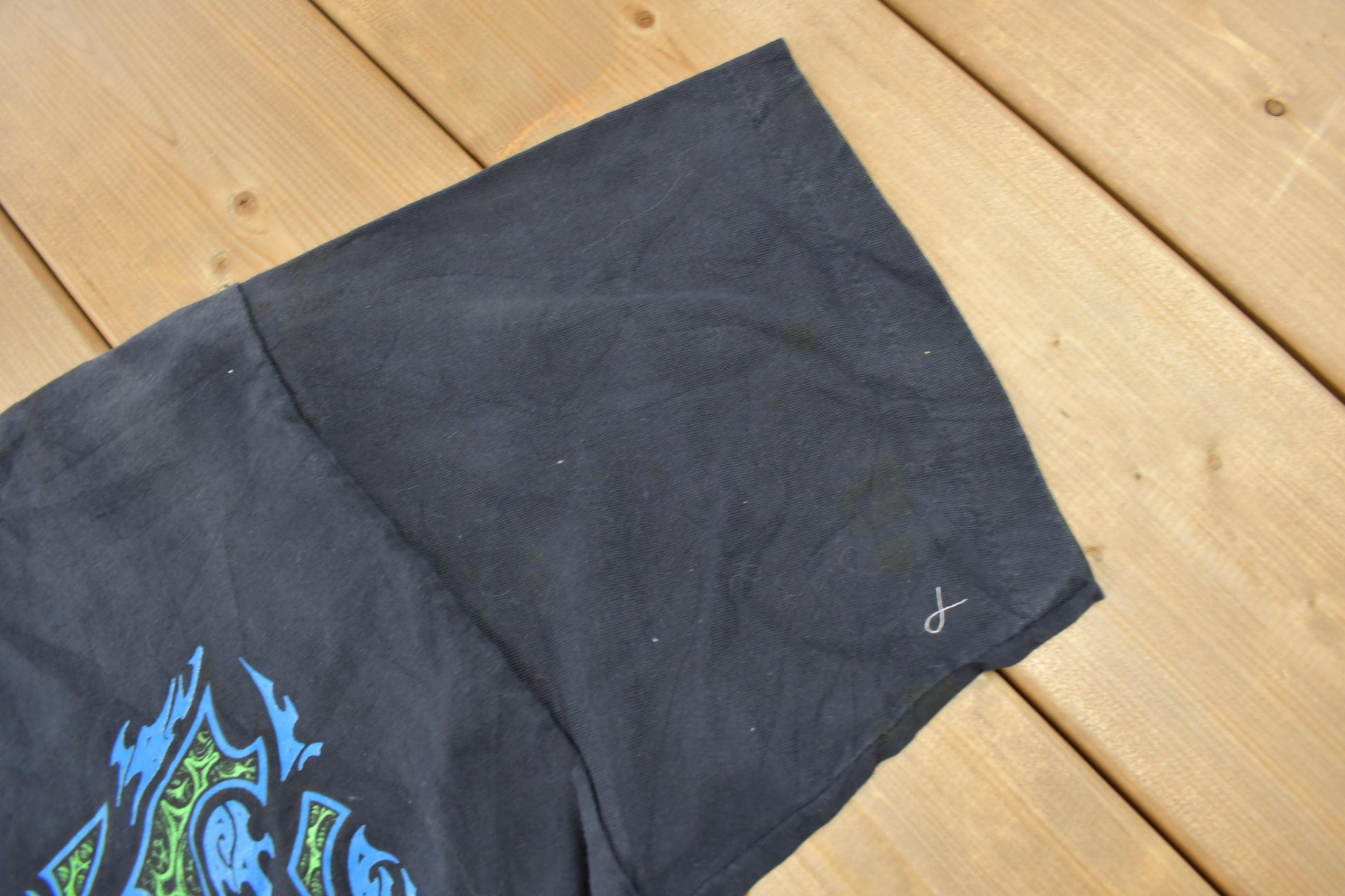 Vintage 1990s FEARLESS All Over Print Skull Graphic T-Shirt /