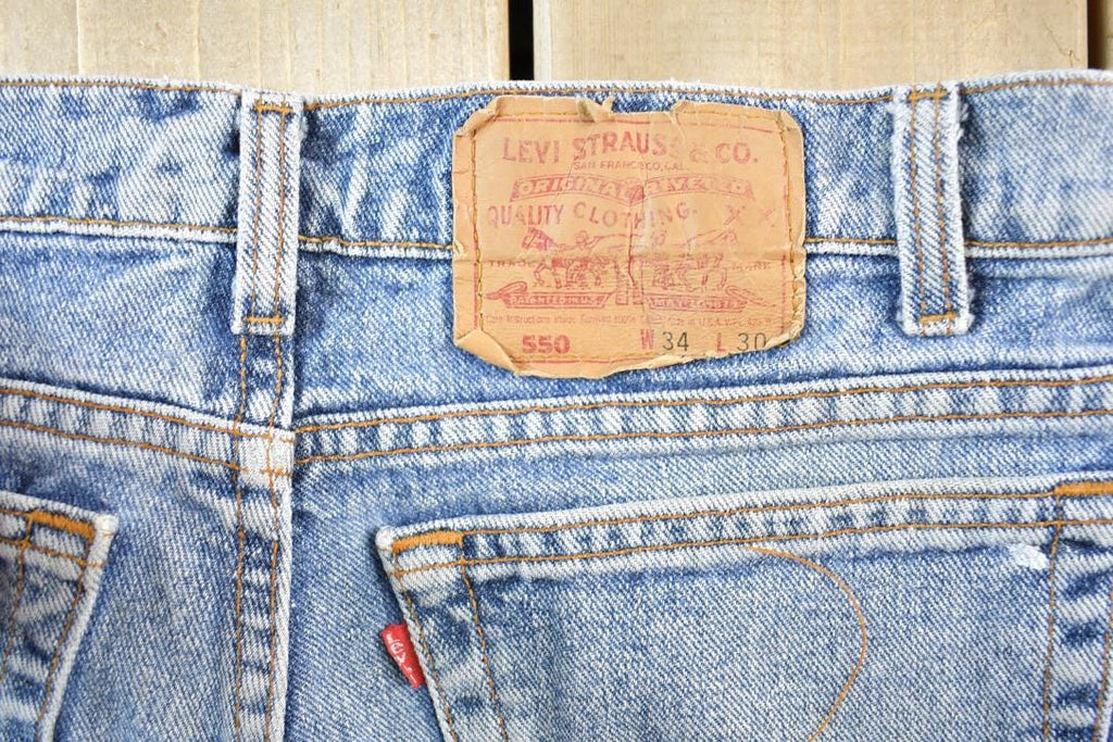Vintage 1970s Levi Strauss Red Tab 550 Denim Jeans Size 34 x 30 Made In USA