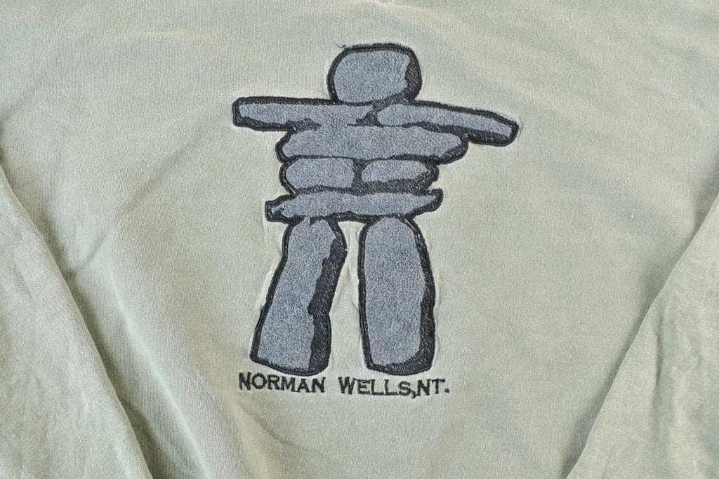 Vintage 1990s Norman wells Rock Guy Souvenir Crewneck Sweatshirt