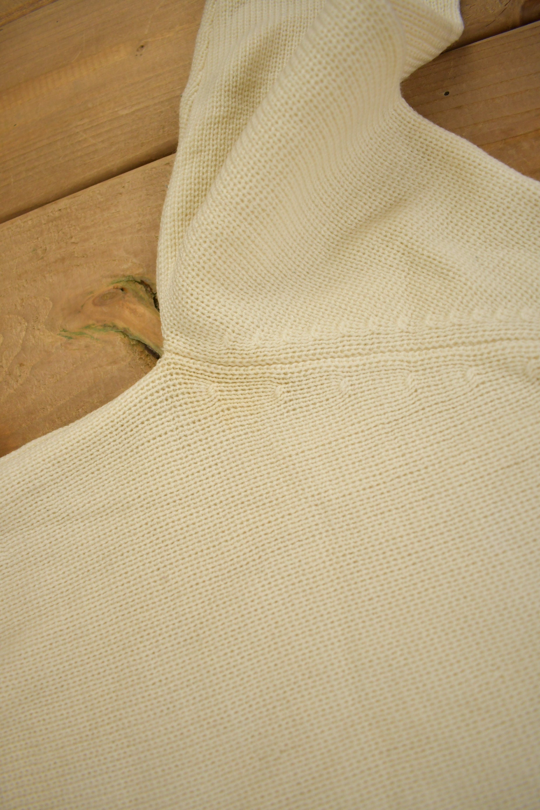 Vintage 1970s Acrylic Knitted Mockneck Sweater