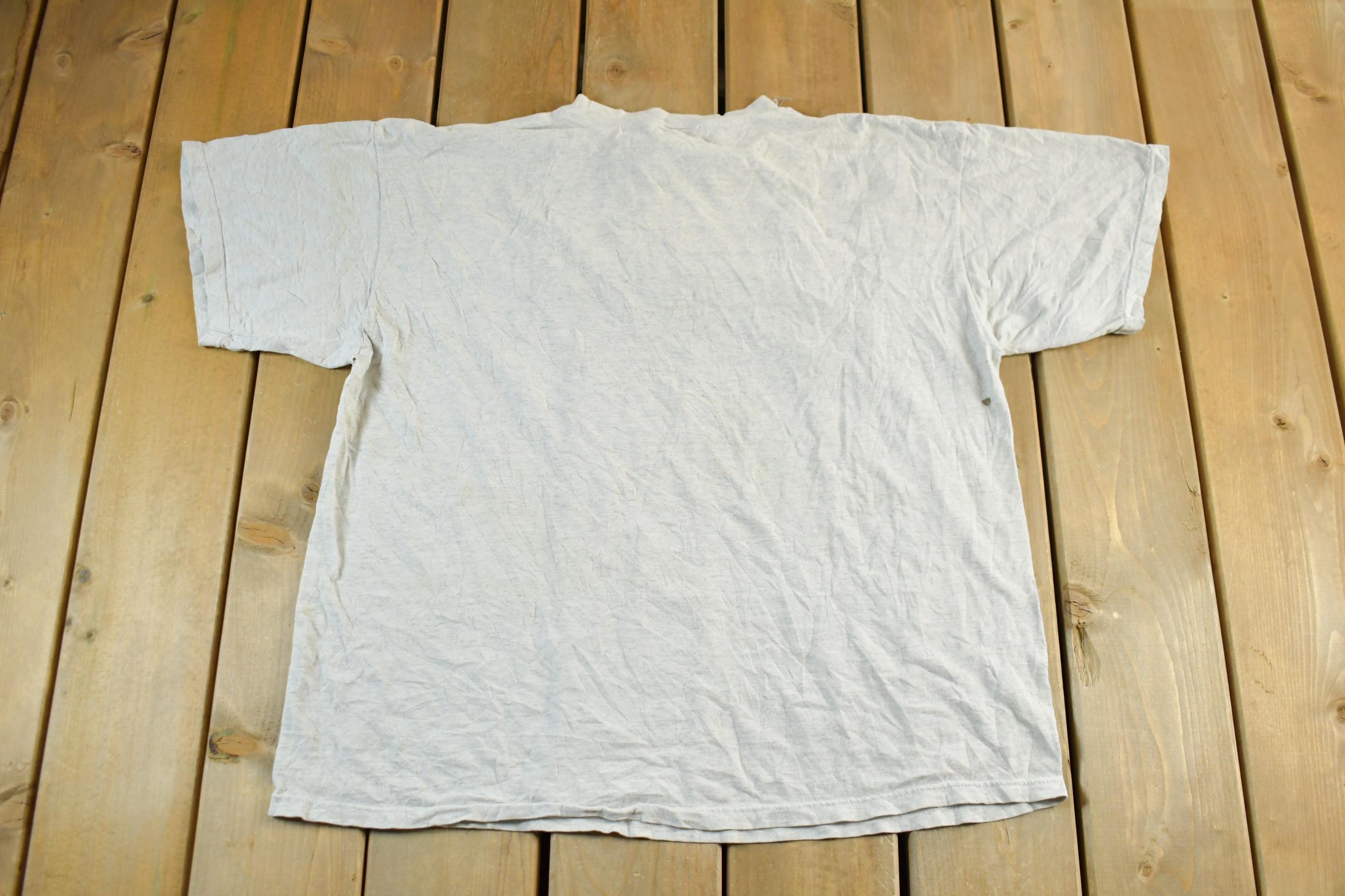 Vintage 1993 Looney Tunes Tweety Bird Cartoon T-Shirt Adult Large