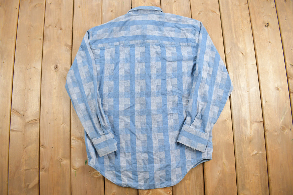 Vintage 1990s Levi's Plaid Button Up Shirt