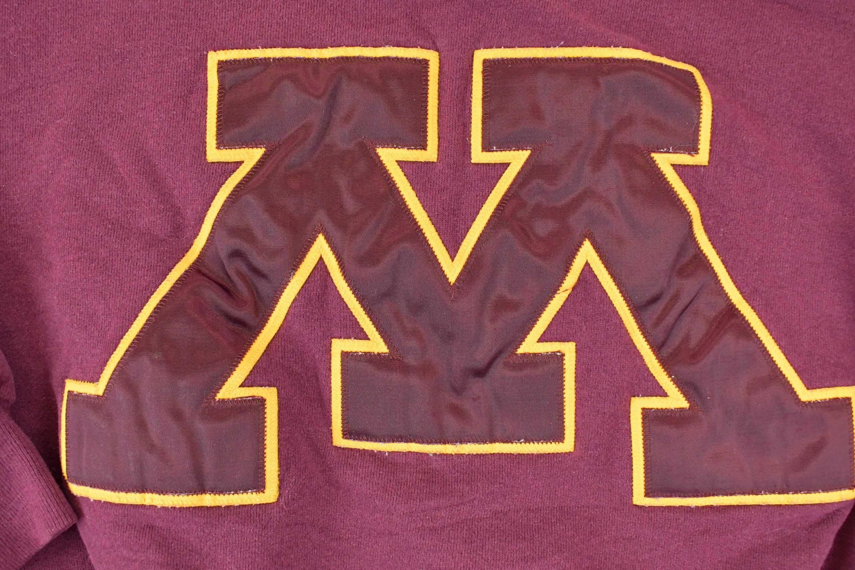 Vintage 1990s Minnesota Embroidered Champion Sweatshirt Womens XL