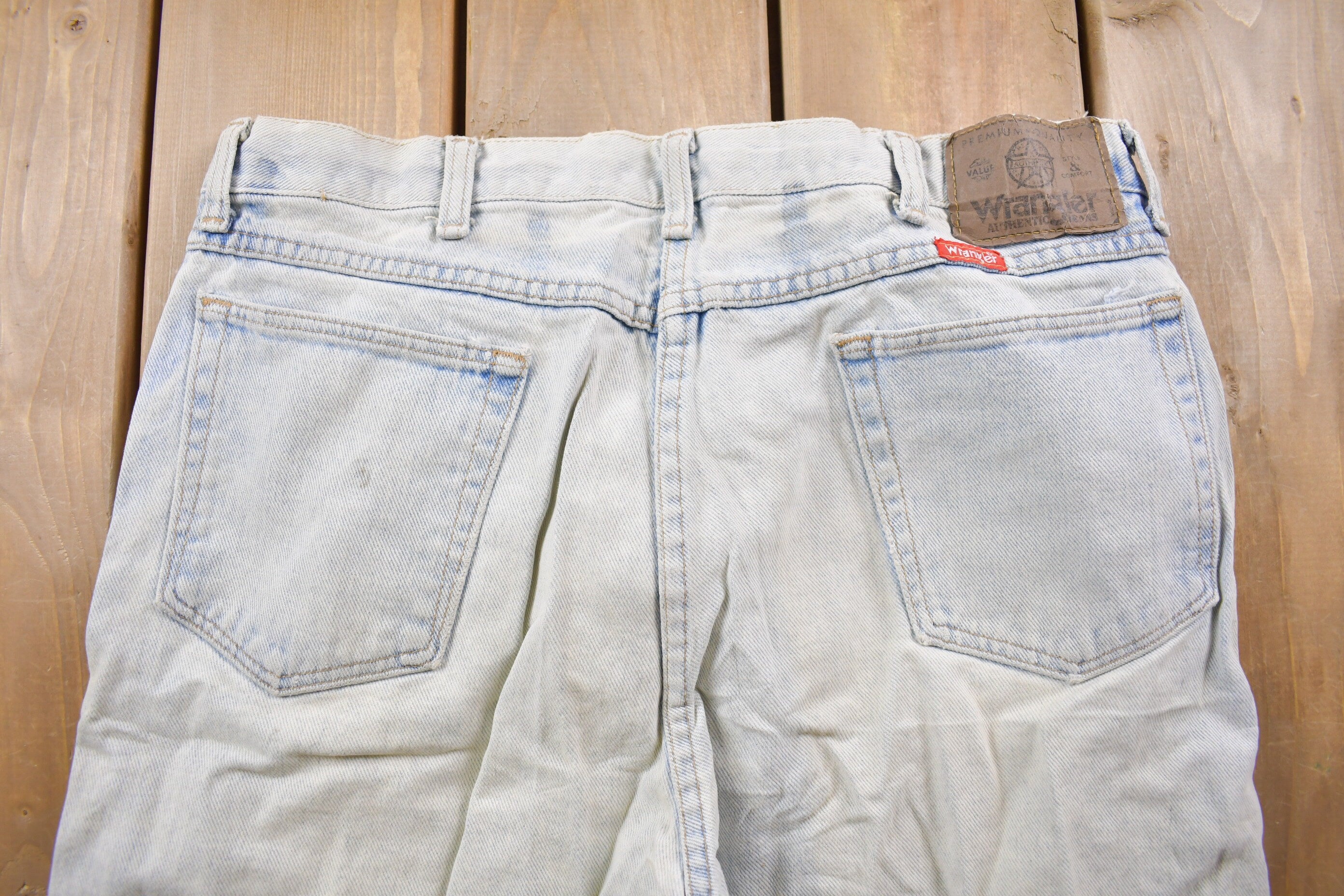 Vintage 1980's Wrangler Faded Light Wash Denim 32 x 28
