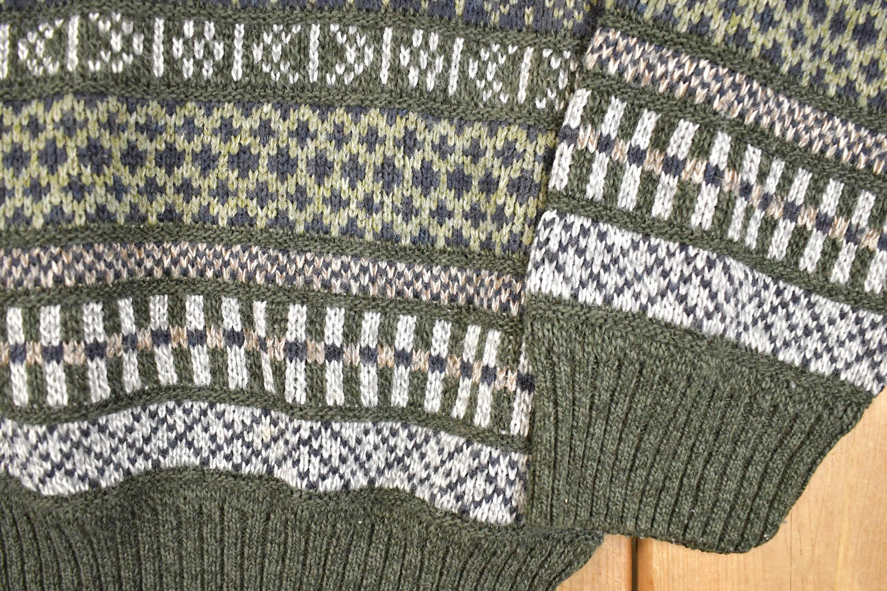 Vintage 1990s David Taylor Abstract Striped Knit Crewneck Sweater Men's L