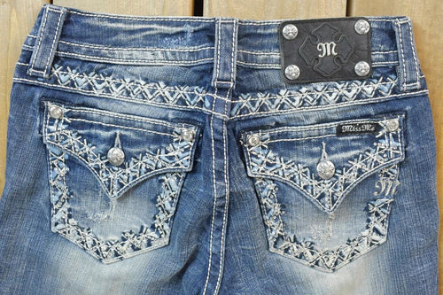 Vintage Y2K Miss Me Bedazzled Low Rise Jeans Size 26x31 / Boot Cut Jeans / Y2K Style / Embroidered Jeans / 2000s / Contrast Stitching