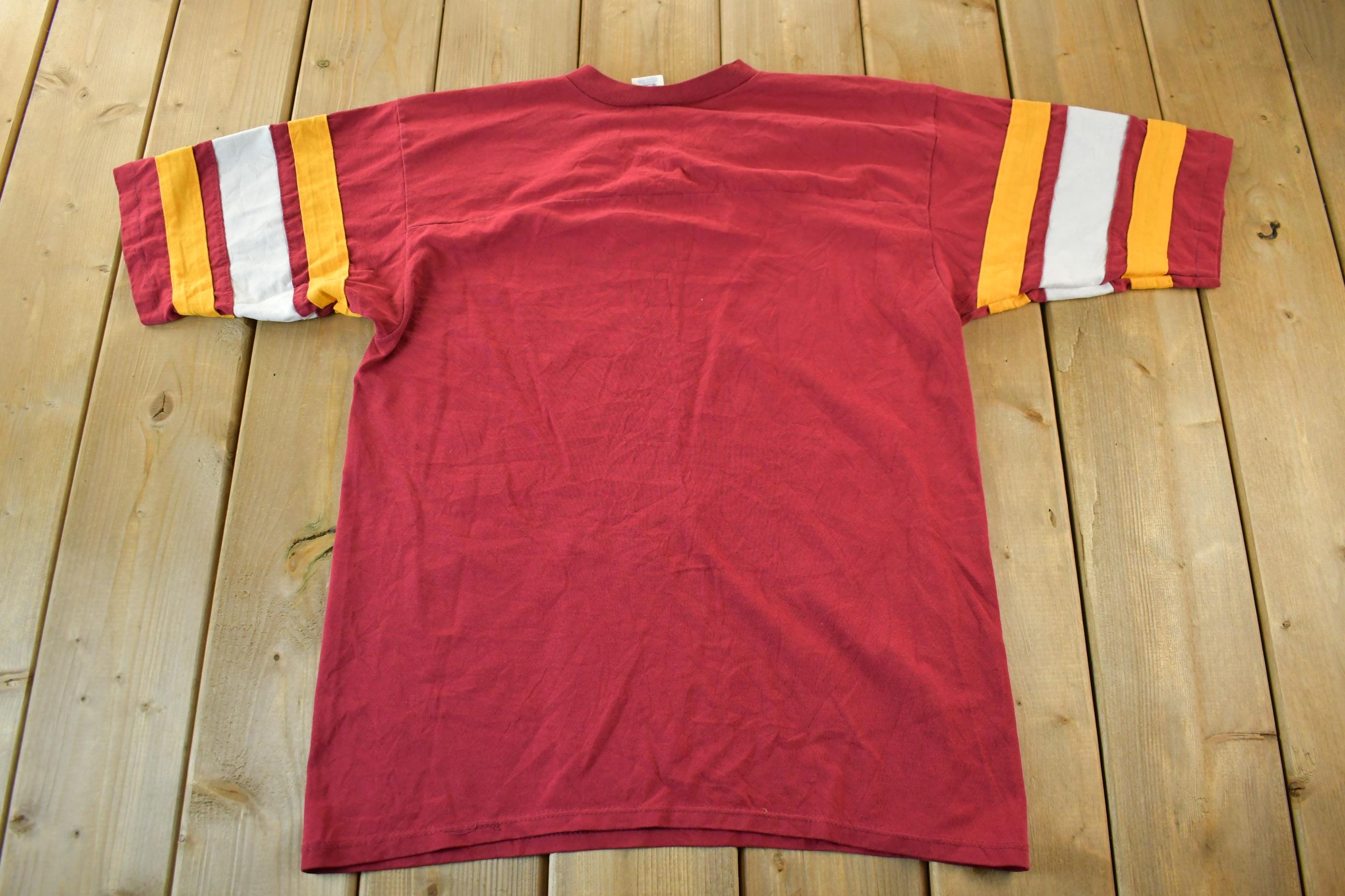 Vintage 1990s Minnesota Golden Gophers University Collegiate T-Shirt