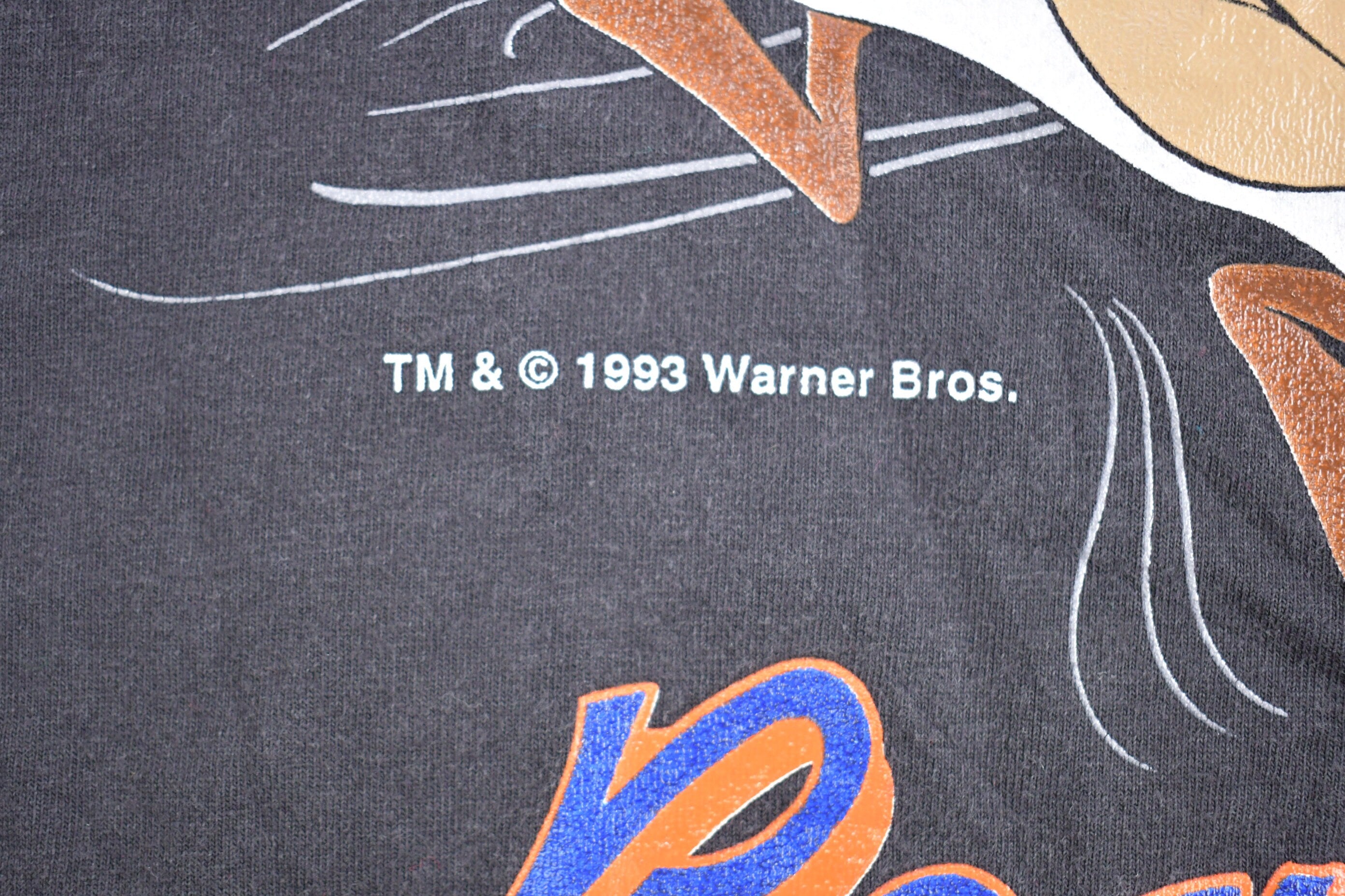 Vintage 1993 Chicago Bears Taz NFL Football Made In USA Graphic T-Shirt