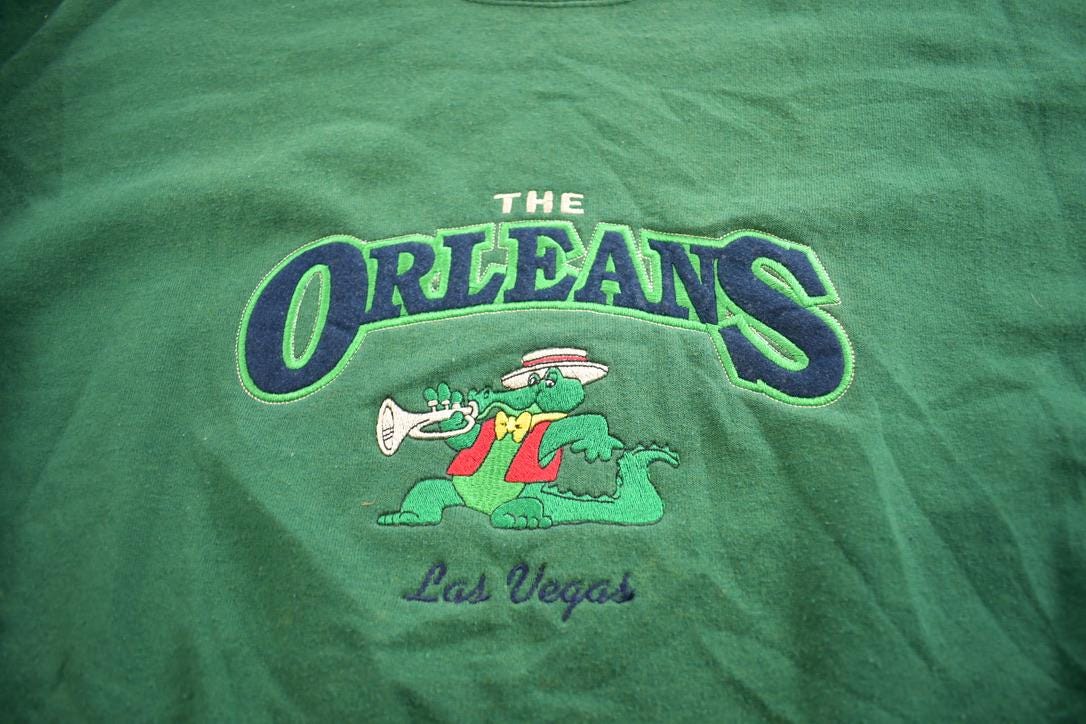 Vintage 1990s The Orleans Las Vegas Embroidered Souvenir Travel Crewneck Sweatshirt