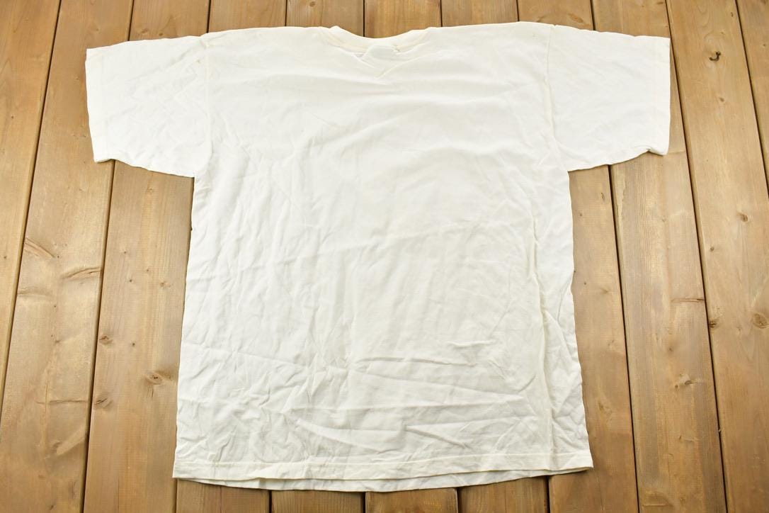 Vintage 1990s Country Homes Graphic T-Shirt