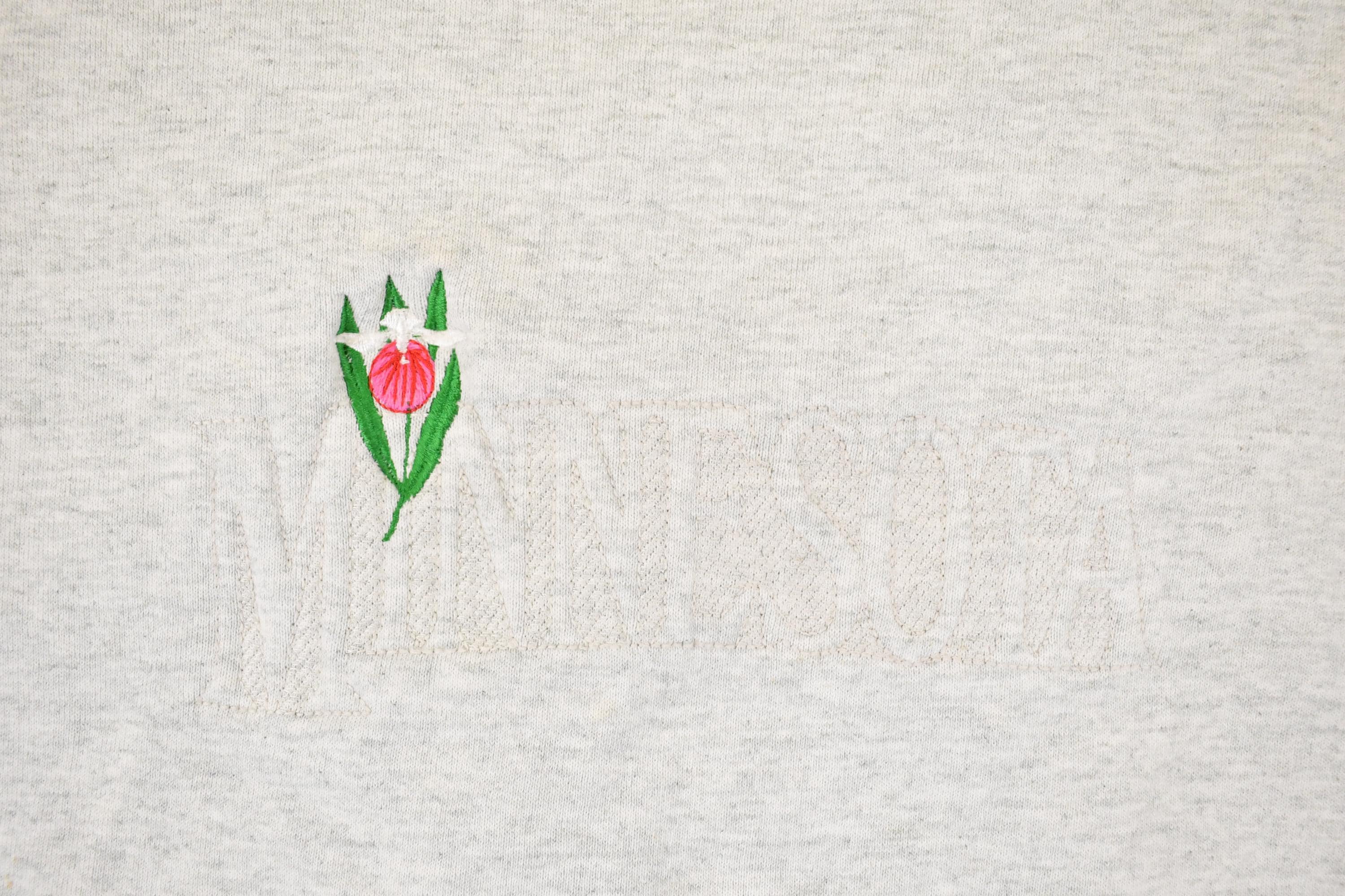 Vintage 1990s Minnesota Floral Embroidered Crewneck Sweatshirt Men's L