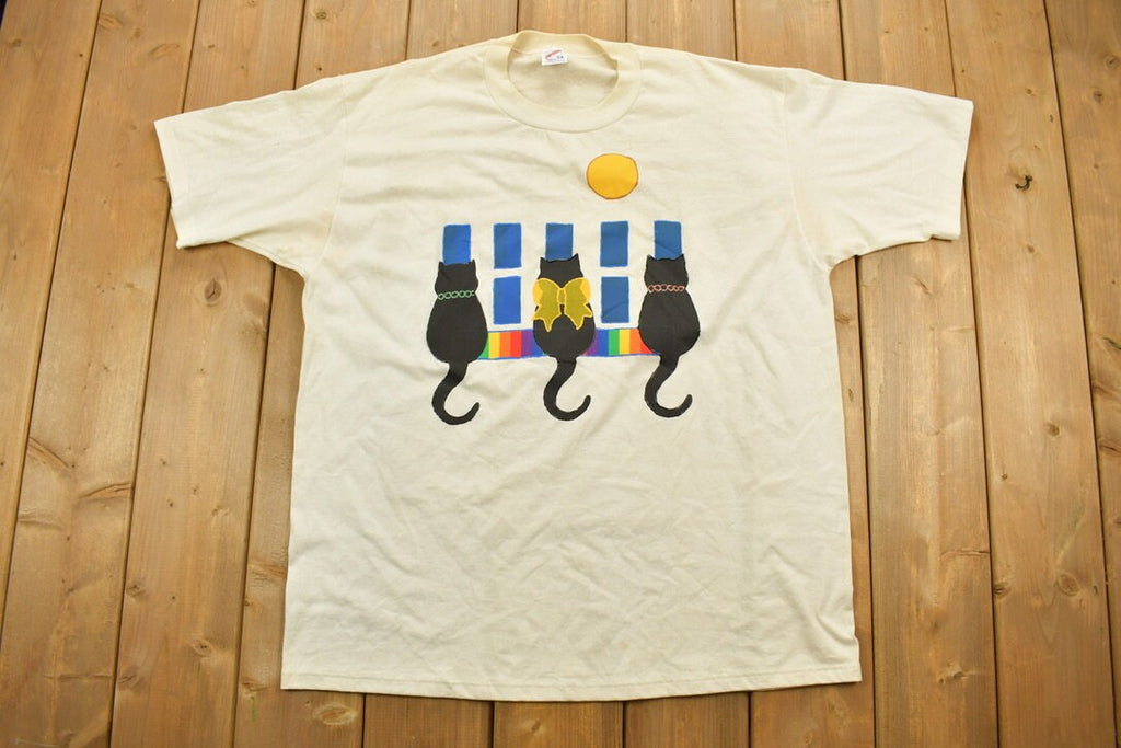 Vintage 1990s Cute Cat Theme Graphic T-Shirt