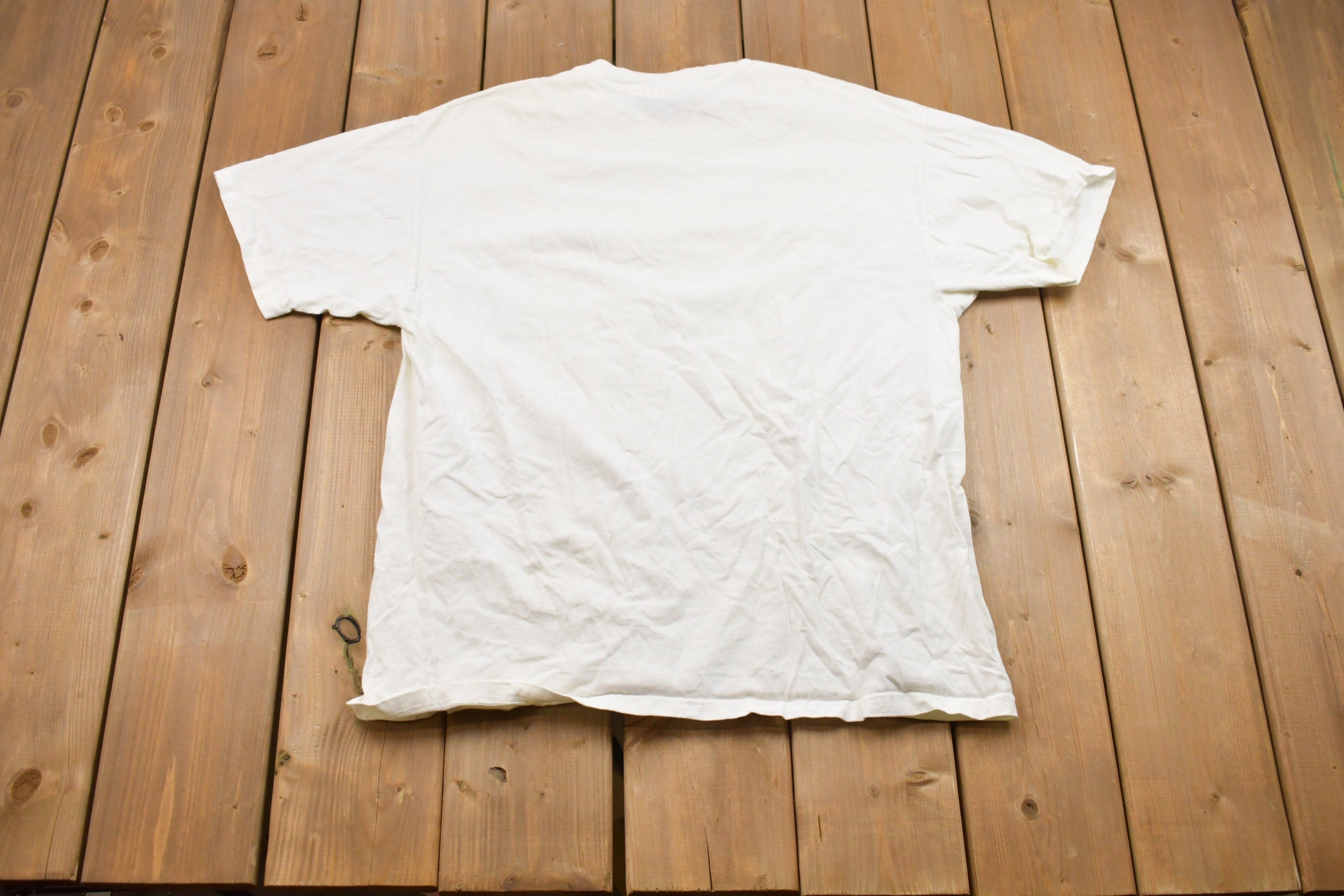 Vintage 1990s Ovation Music Festival Graphic T-Shirt