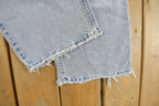 Vintage 1990s Levi's Distressed Relaxed Fit Denim Jeans Men's 32 x 29