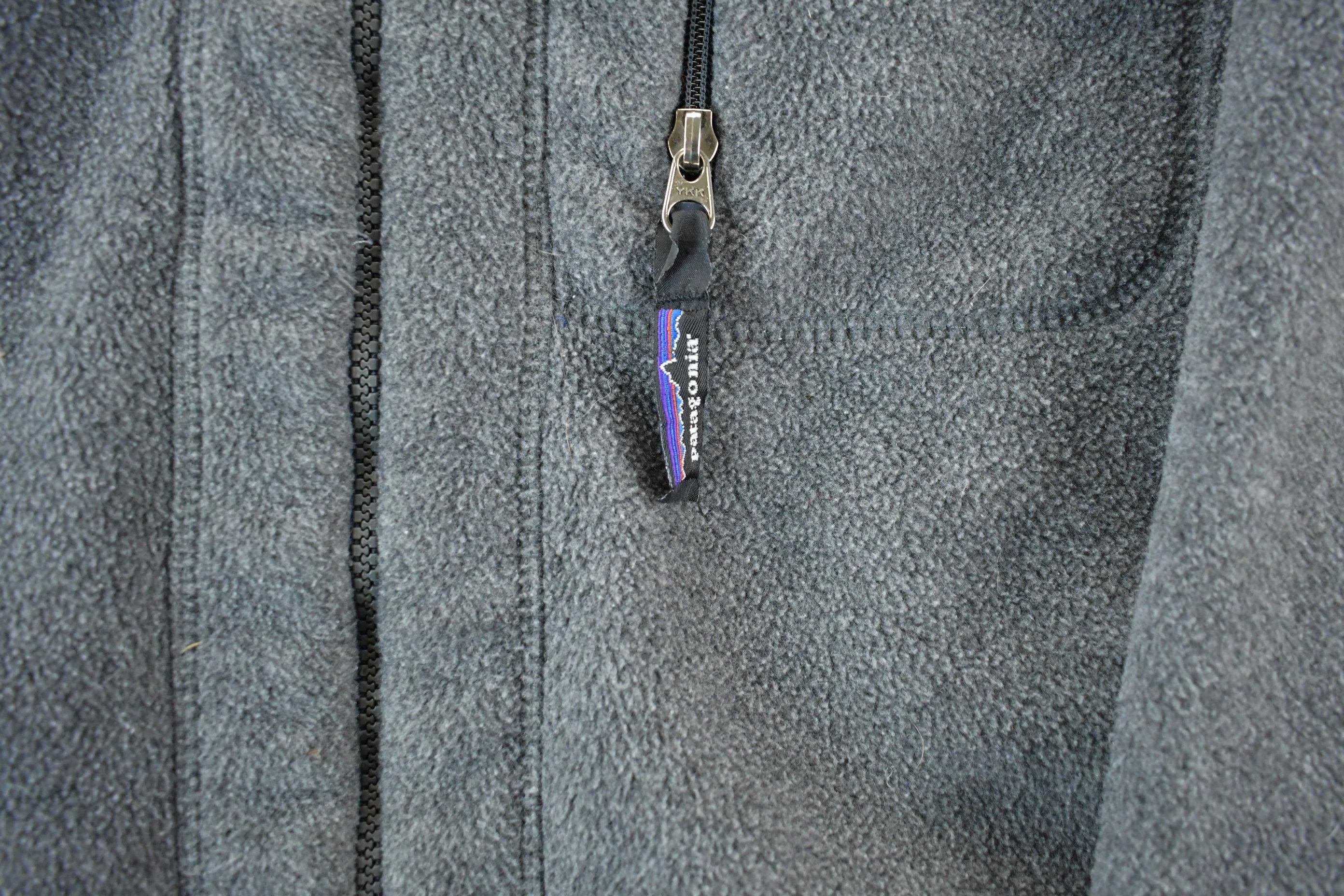 Vintage 1990s Patagonia Gray Full Zip Fleece Sweater