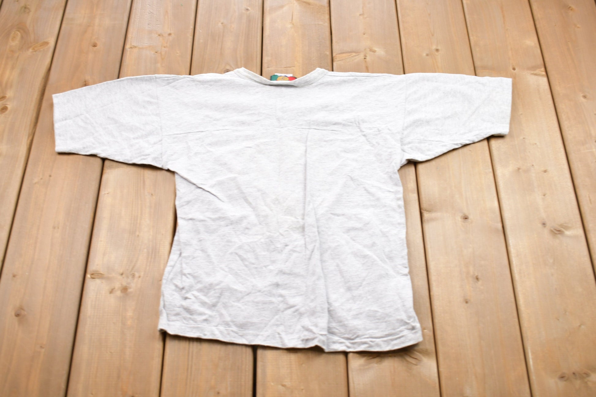 Vintage 1990s Kids Cleveland Browns NFL Graphic T-Shirt / Graphic / 80s / 90s / Streetwear / Retro Style / Single Stitch / Made In USA