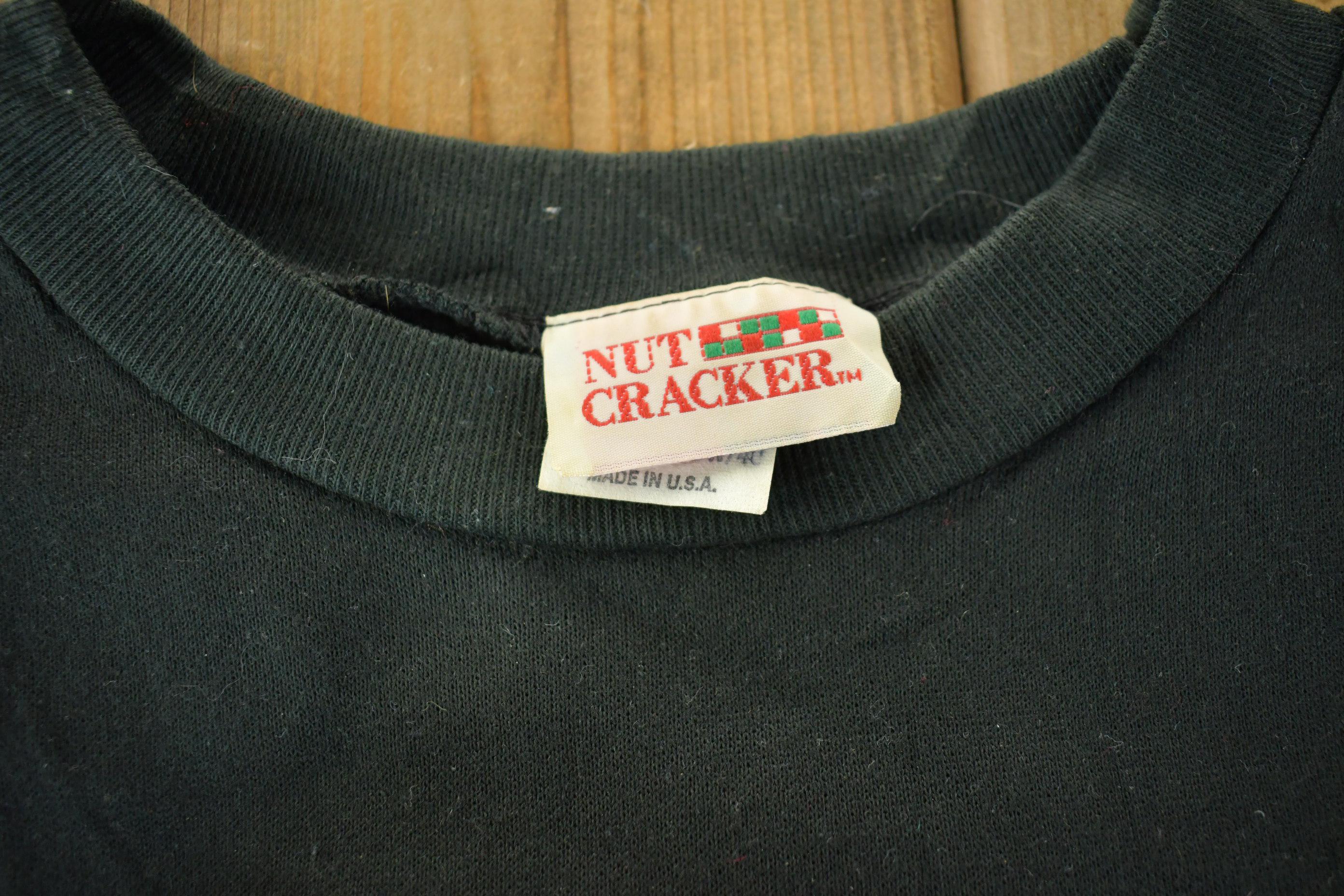 Vintage 1990s Winter Scene Outdoor Graphic Crewneck Sweater