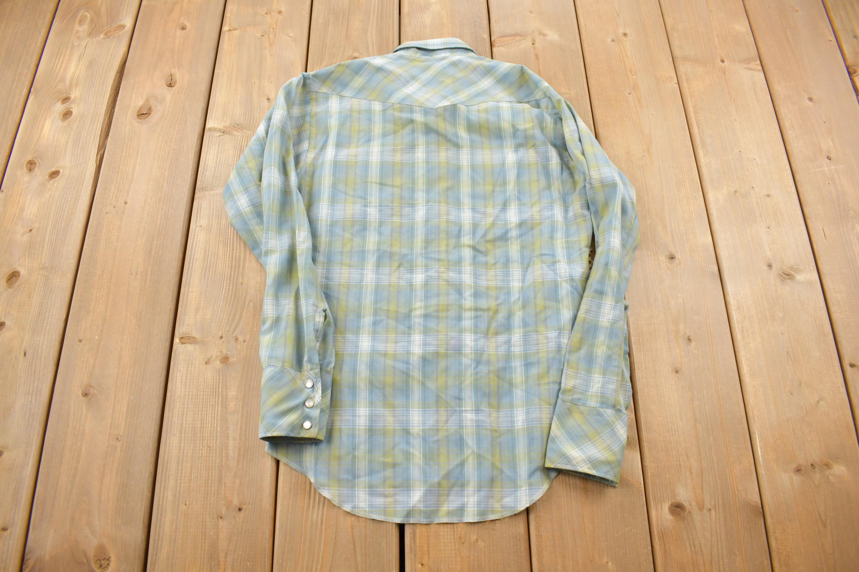 Vintage 1980s Women's Pearl Snap Permanent Press Plaid Button Up Flannel Shirt Made In Japan