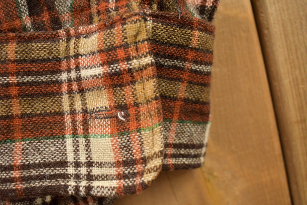 Vintage 1990s JC Penney Plaid Flannel Button Up Shirt