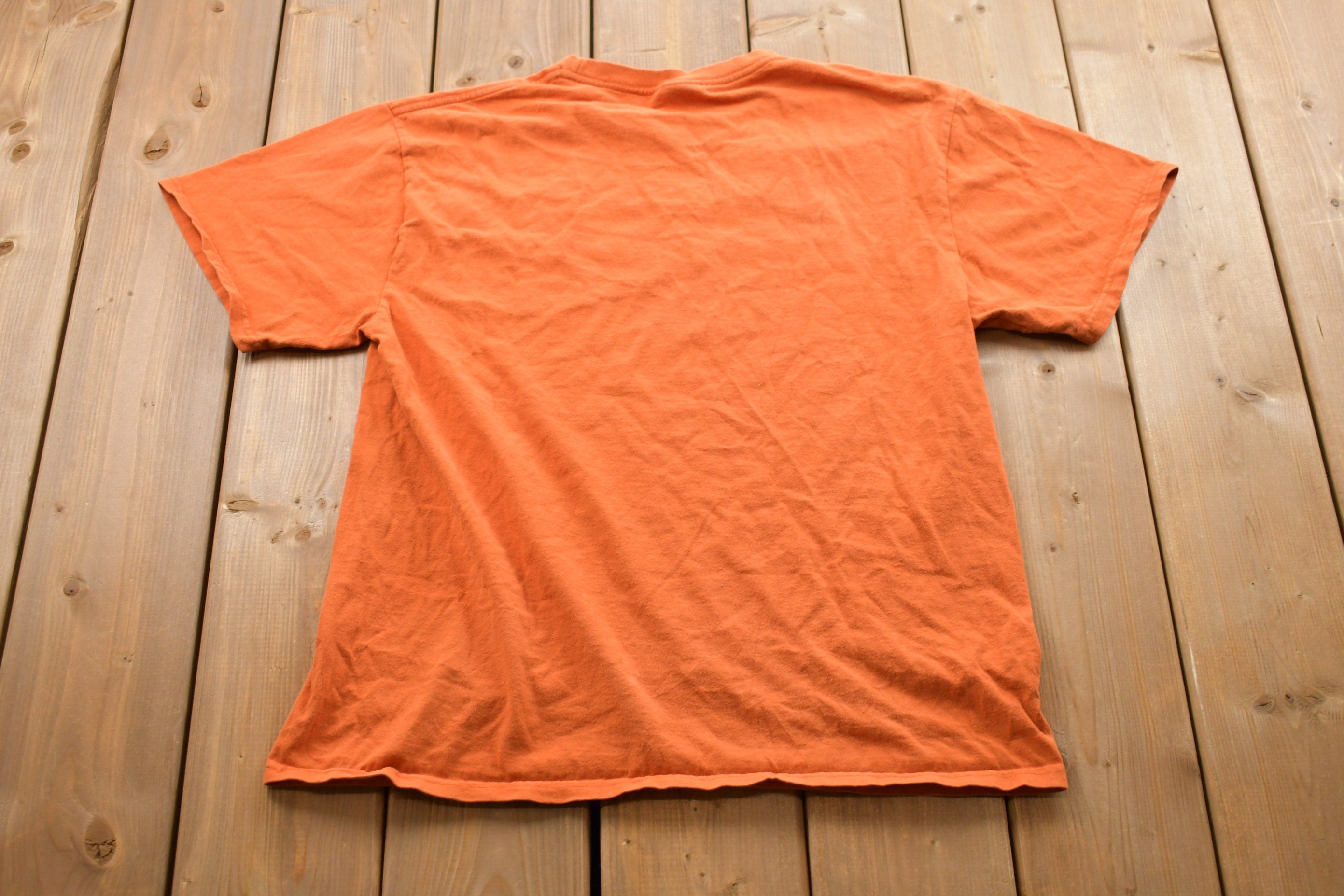 Vintage 1990s Nike Swoosh Graphic T-Shirt
