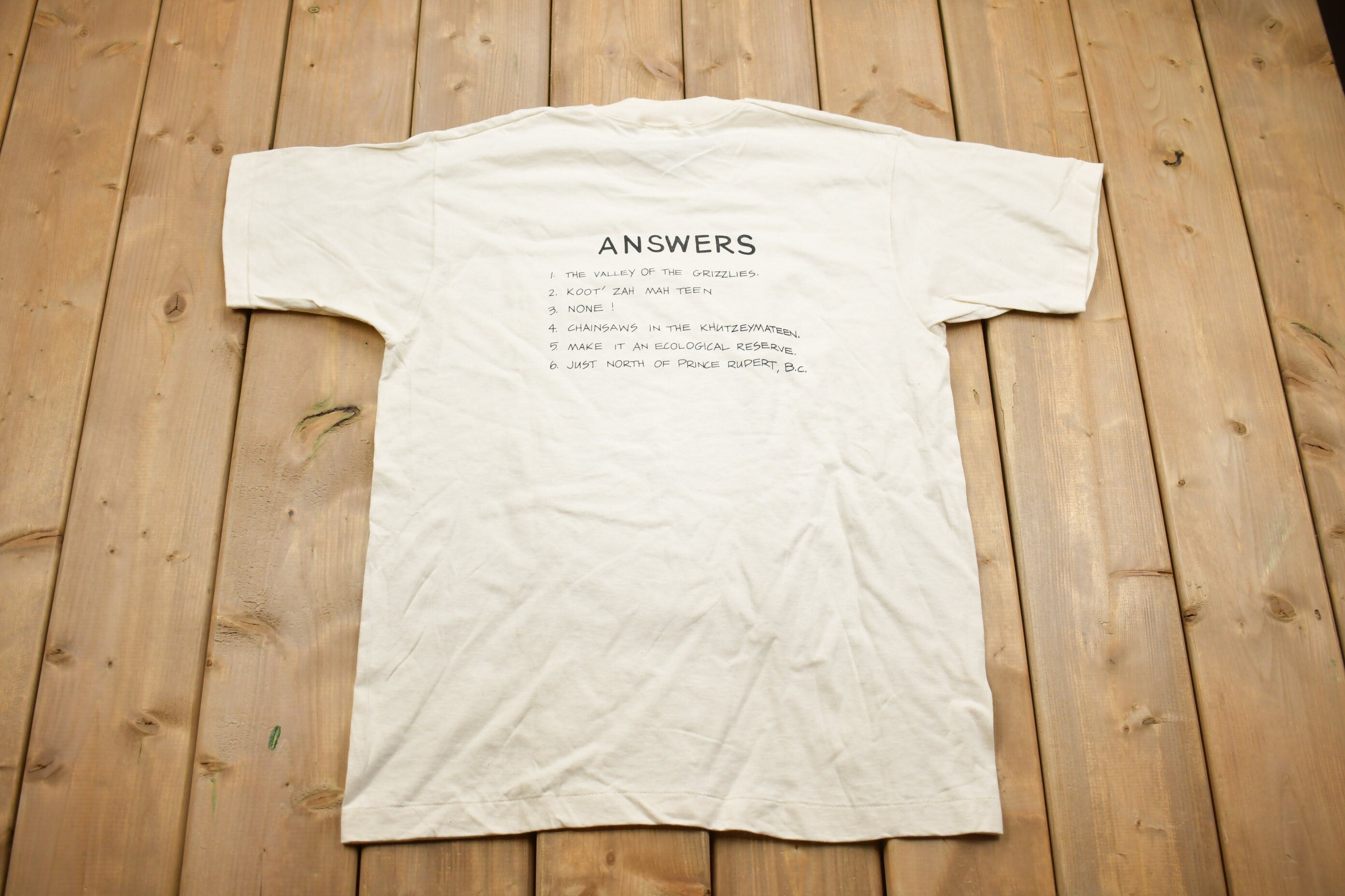 Vintage 1990s Funny Bear Themed Souvenir T Shirt
