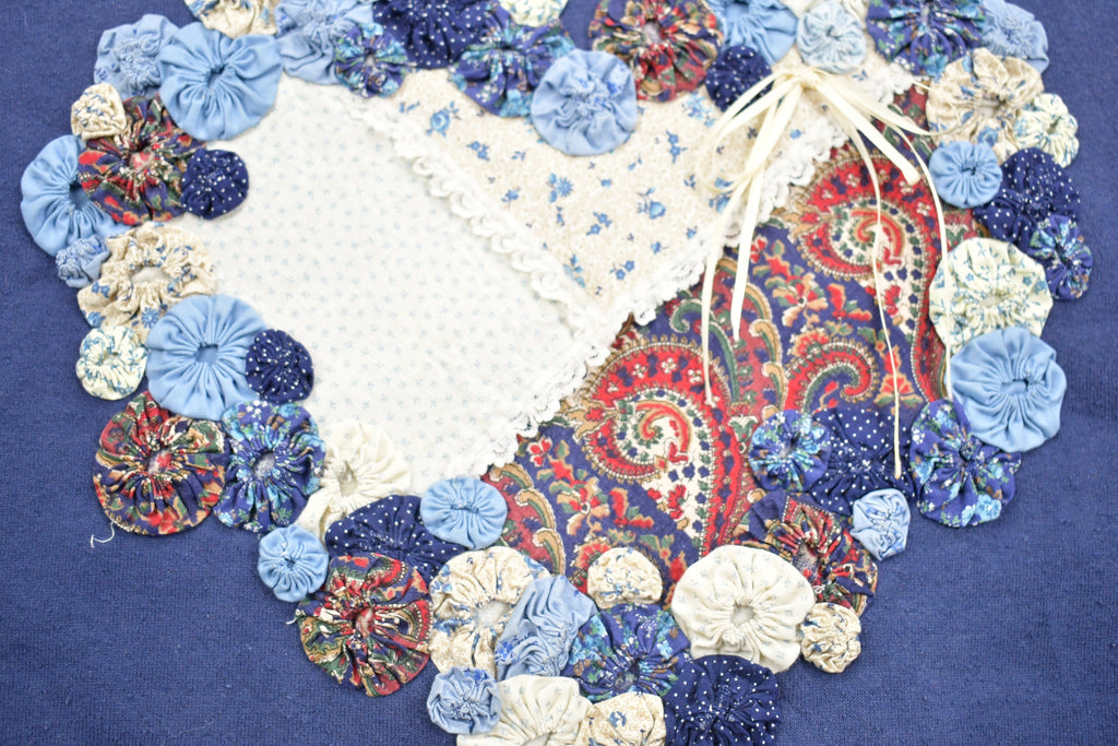 Vintage 1990s Heart Theme 3D Graphic Crewneck Sweater / 90s Crewneck / Grandma Sweater / Streetwear / Made In USA / Valentines Day Theme