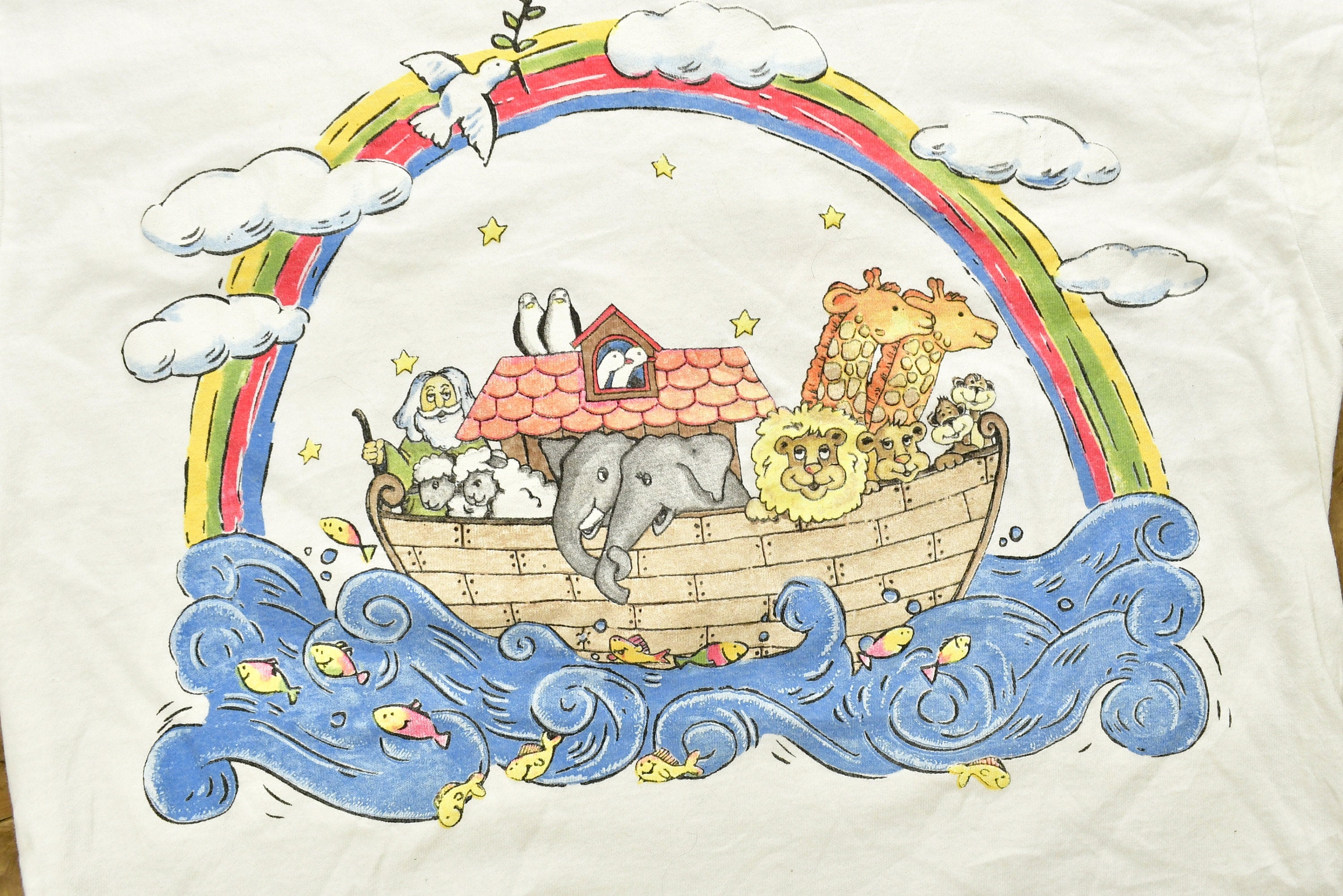Vintage 90's Noah's Ark Graphic T-Shirt