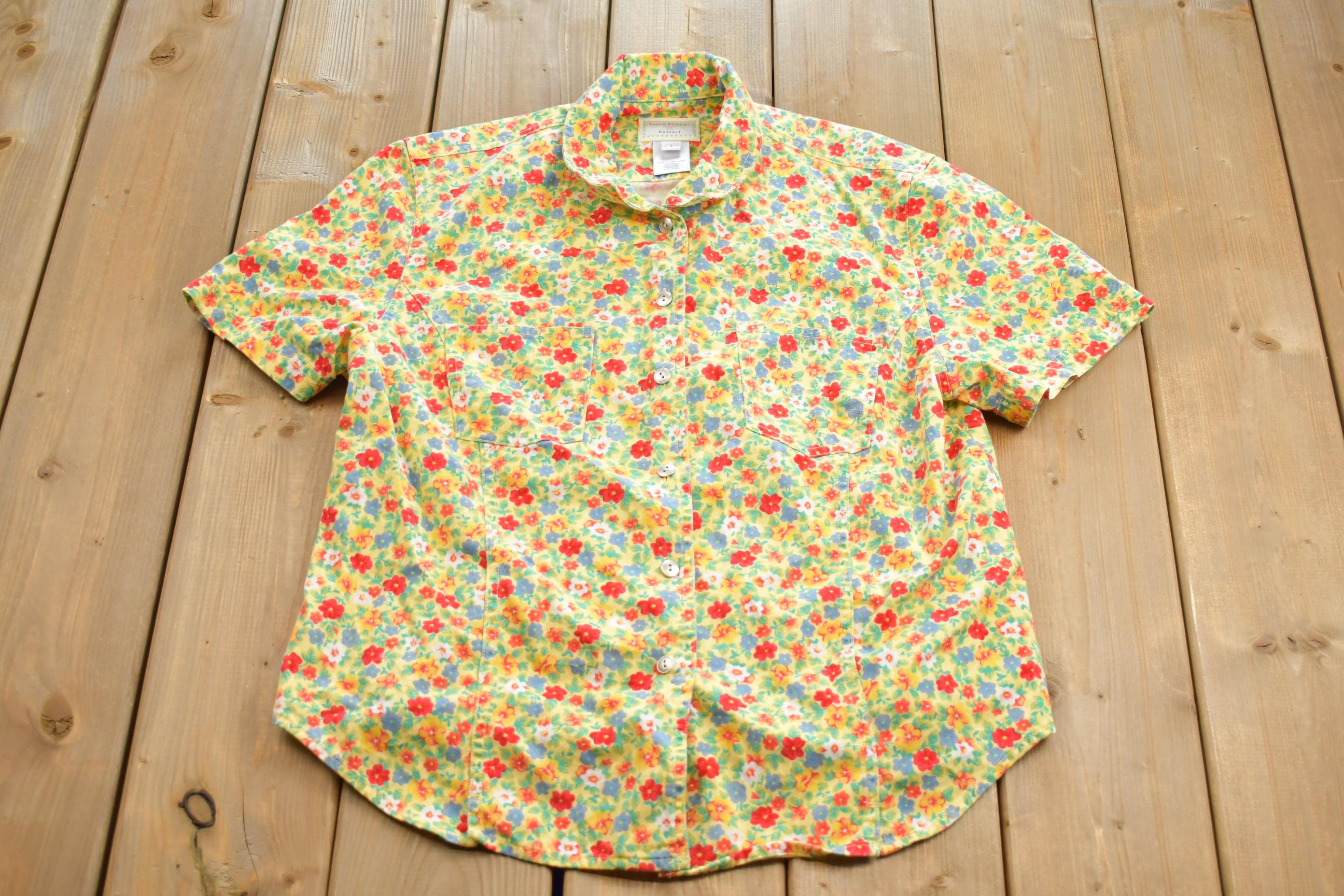Vintage 1990s Susan Bristol Casuals Floral Casual Short Sleeve Button Up