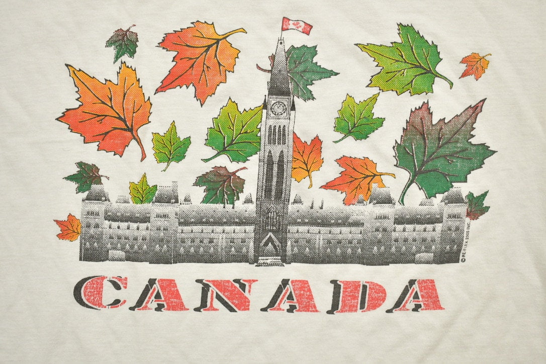 Vintage 2000 Canada Souvenir T Shirt